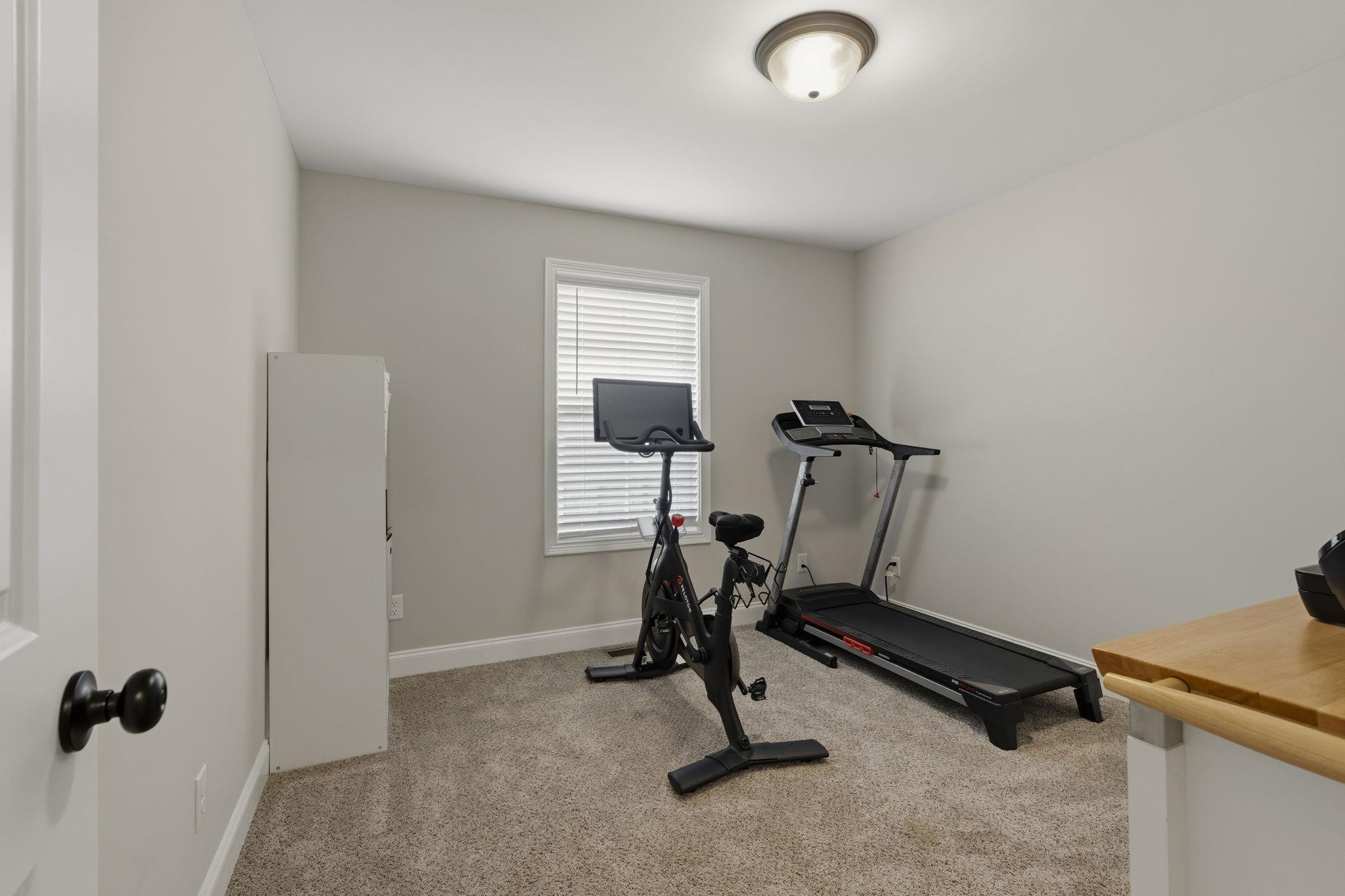 3064 Larado, Bowling Green, Kentucky 42101, 3 Bedrooms Bedrooms, ,2 BathroomsBathrooms,Single Family Residence,For Sale,Larado,94505