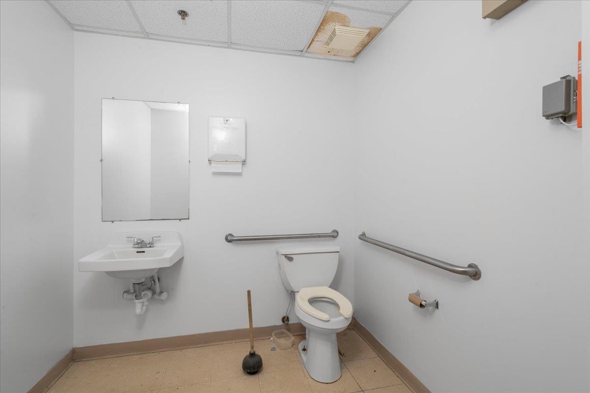 3525 Frederica St. Unit 3, Owensboro, Kentucky 42301, ,Retail,For Sale,Frederica St. Unit 3,94506