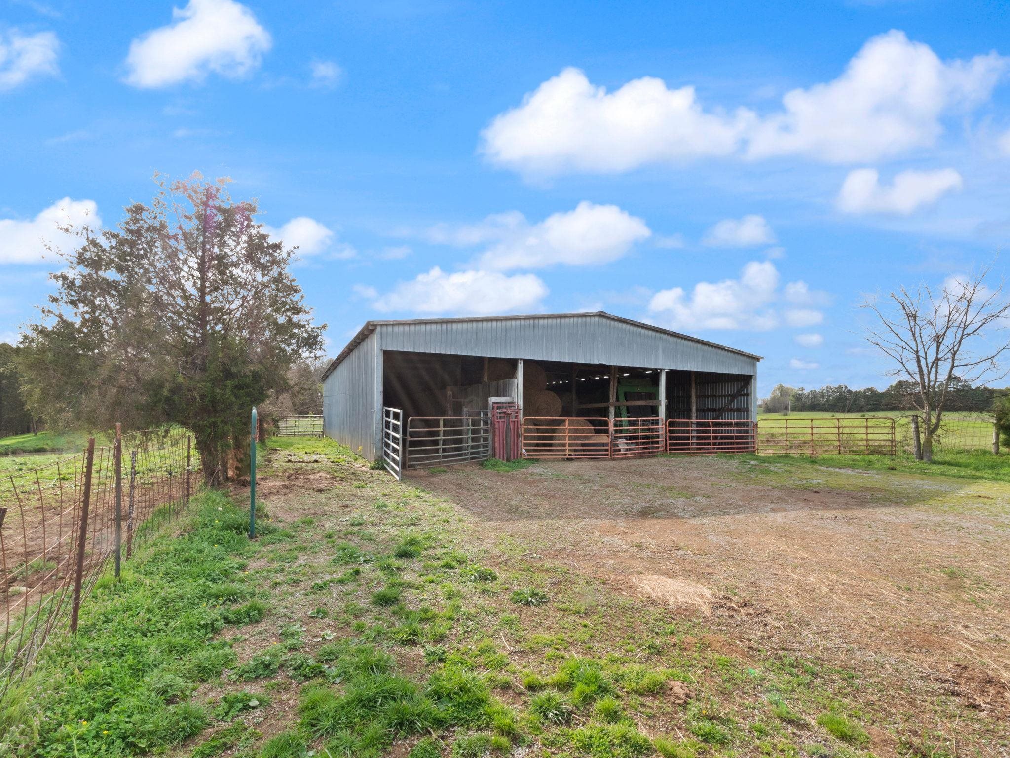 2367 Salem St, Olaton, Kentucky 42361, 2 Bedrooms Bedrooms, ,1 BathroomBathrooms,Single Family Residence,For Sale,Salem St,94507