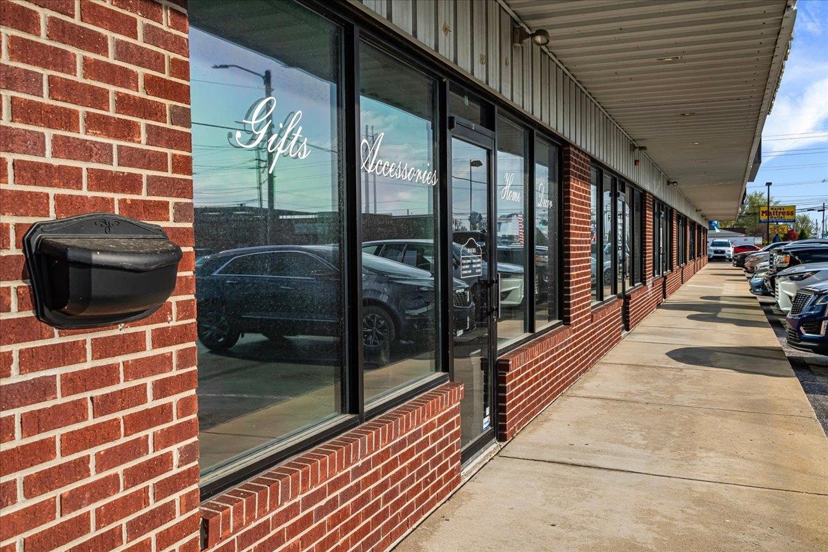 3601 Frederica St. Unit 8, Owensboro, Kentucky 42301, ,Retail,For Sale,Frederica St. Unit 8,94509