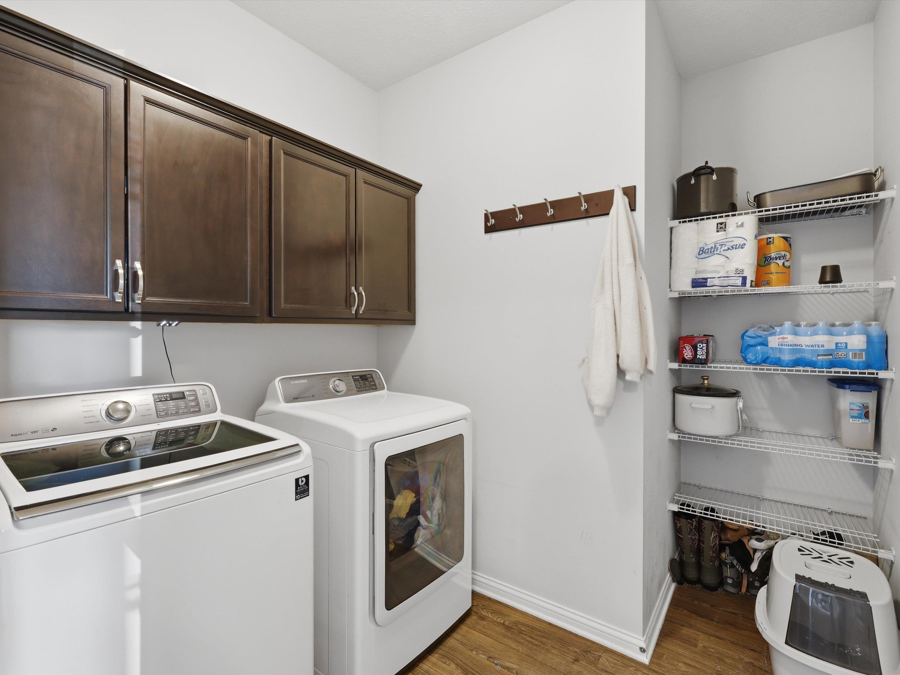 6387 Valley Brook Trace, Utica, Kentucky 42376, 3 Bedrooms Bedrooms, ,2 BathroomsBathrooms,Single Family Residence,For Sale,Valley Brook Trace,94511