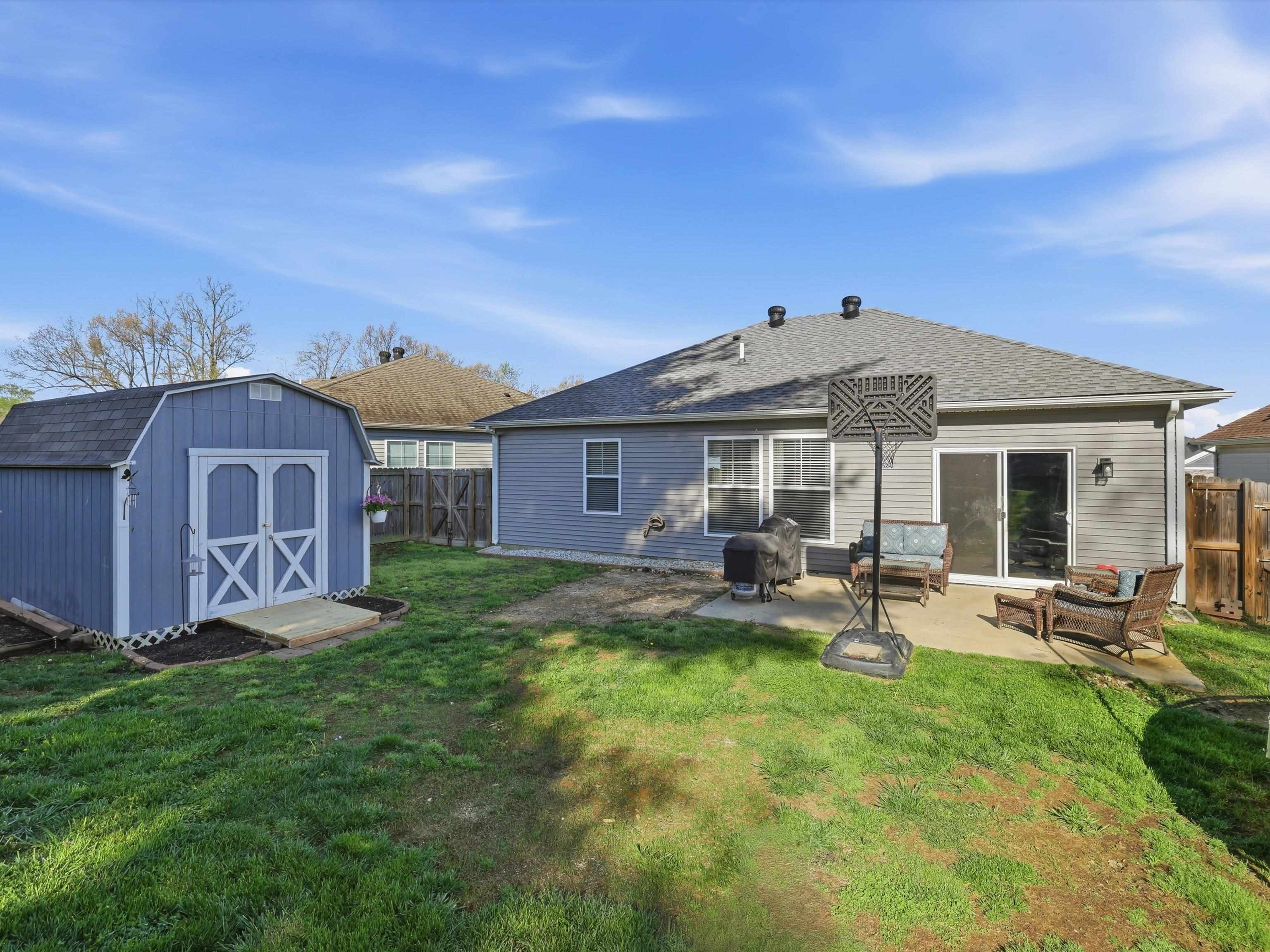 6387 Valley Brook Trace, Utica, Kentucky 42376, 3 Bedrooms Bedrooms, ,2 BathroomsBathrooms,Single Family Residence,For Sale,Valley Brook Trace,94511