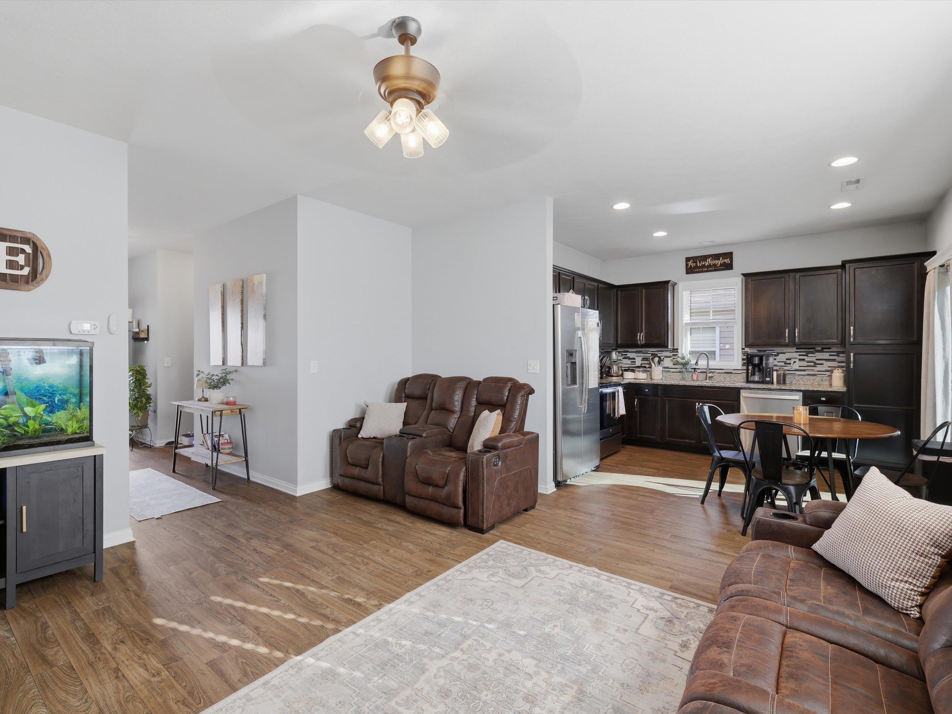 6387 Valley Brook Trace, Utica, Kentucky 42376, 3 Bedrooms Bedrooms, ,2 BathroomsBathrooms,Single Family Residence,For Sale,Valley Brook Trace,94511