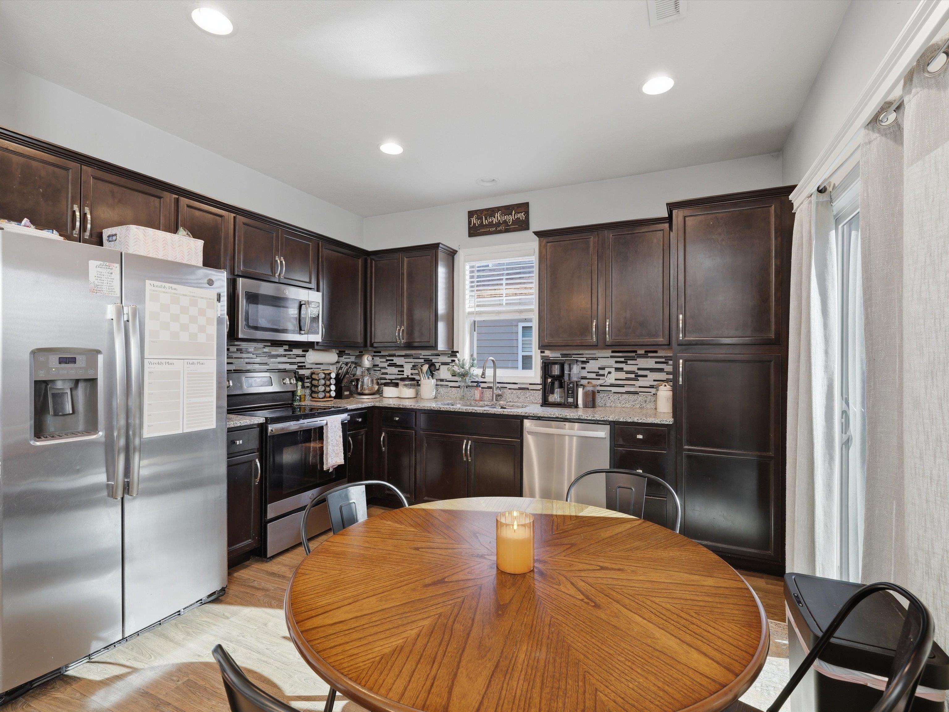 6387 Valley Brook Trace, Utica, Kentucky 42376, 3 Bedrooms Bedrooms, ,2 BathroomsBathrooms,Single Family Residence,For Sale,Valley Brook Trace,94511