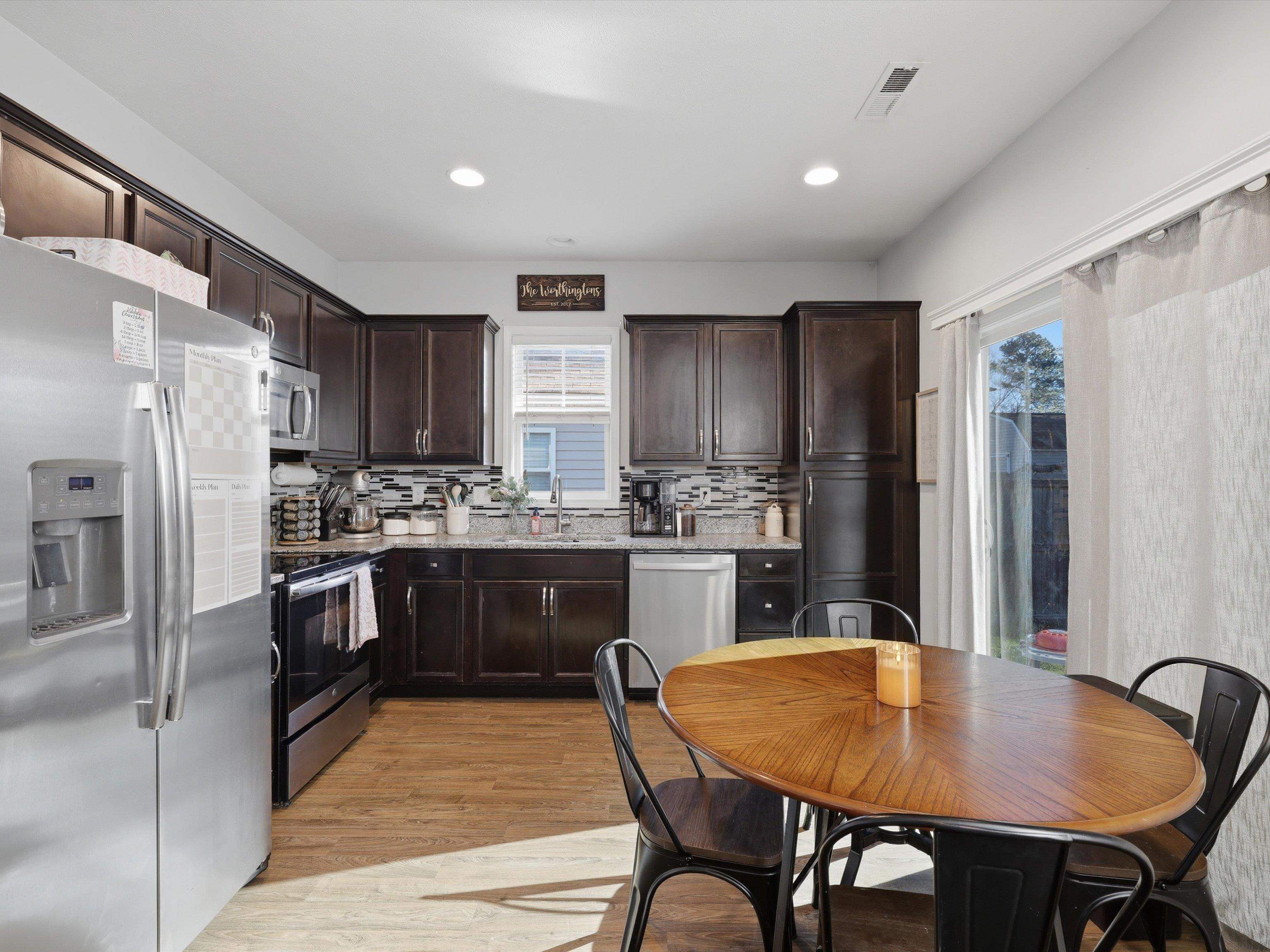 6387 Valley Brook Trace, Utica, Kentucky 42376, 3 Bedrooms Bedrooms, ,2 BathroomsBathrooms,Single Family Residence,For Sale,Valley Brook Trace,94511