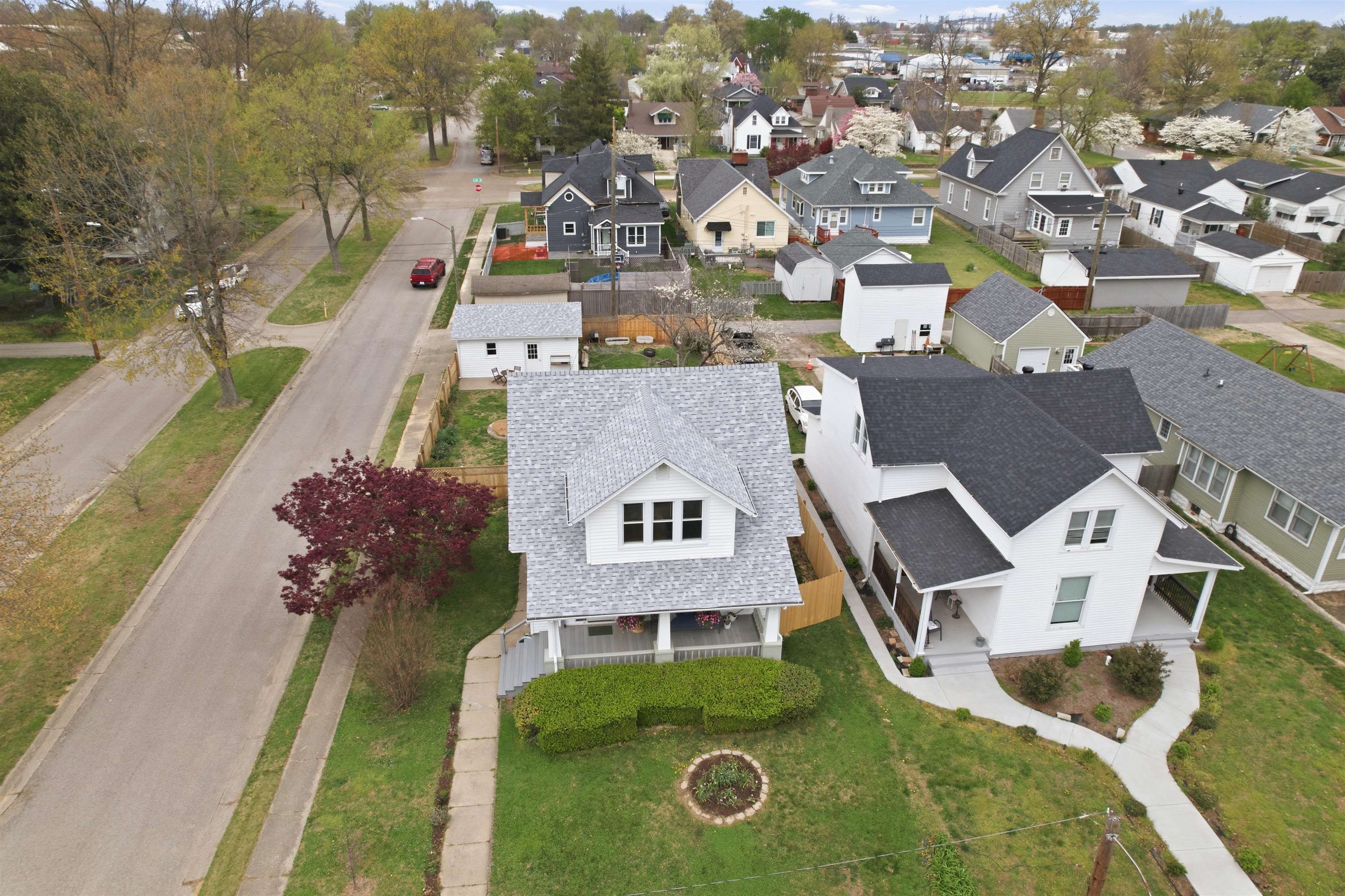 103 22nd Street, Owensboro, Kentucky 42303, 3 Bedrooms Bedrooms, ,2 BathroomsBathrooms,Single Family Residence,For Sale,22nd Street,94513