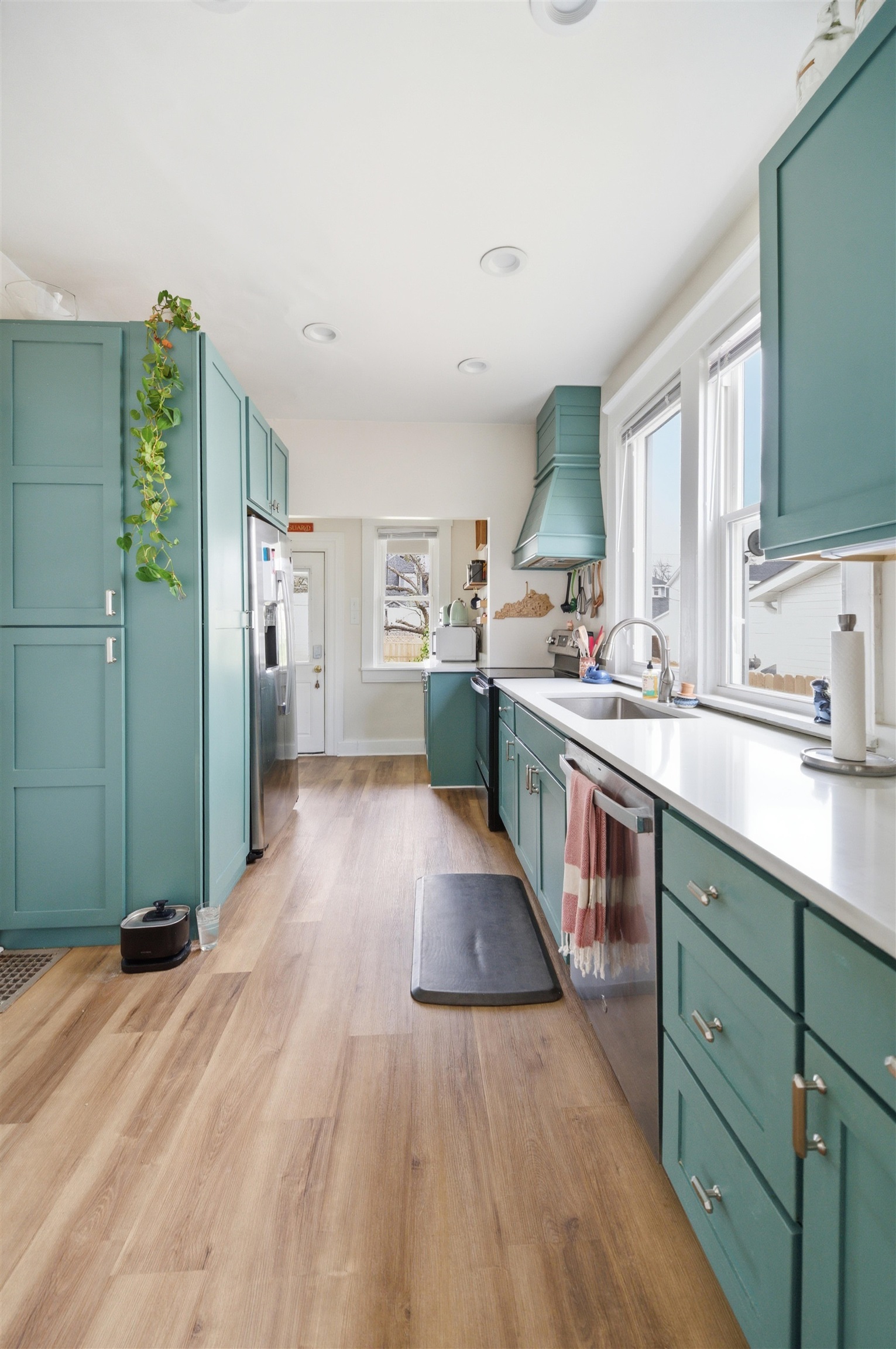 103 22nd Street, Owensboro, Kentucky 42303, 3 Bedrooms Bedrooms, ,2 BathroomsBathrooms,Single Family Residence,For Sale,22nd Street,94513