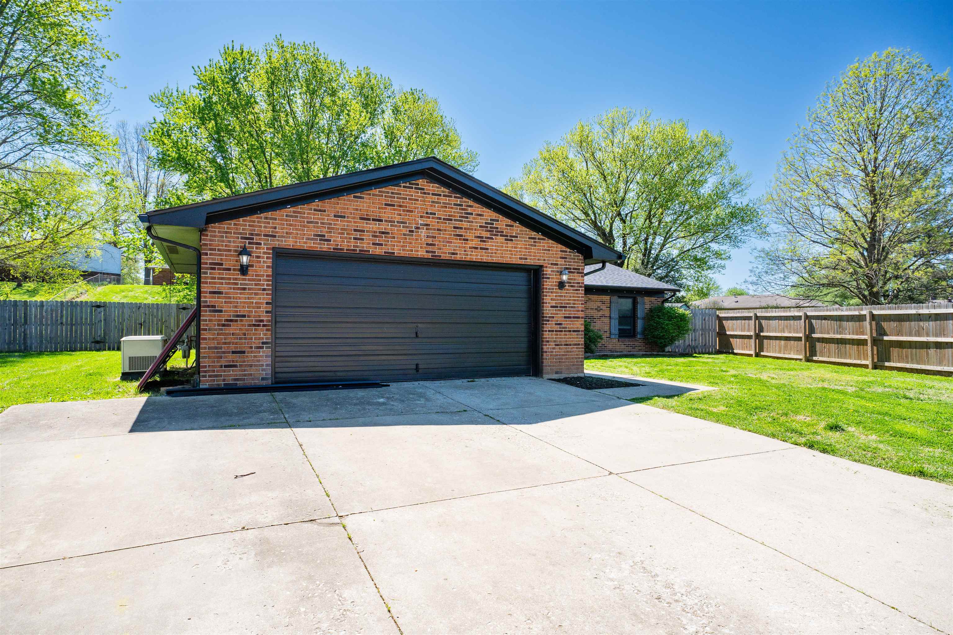 3330 Majestic Prince Dr., Owensboro, Kentucky 42303, 4 Bedrooms Bedrooms, ,2 BathroomsBathrooms,Single Family Residence,For Sale,Majestic Prince Dr.,94515