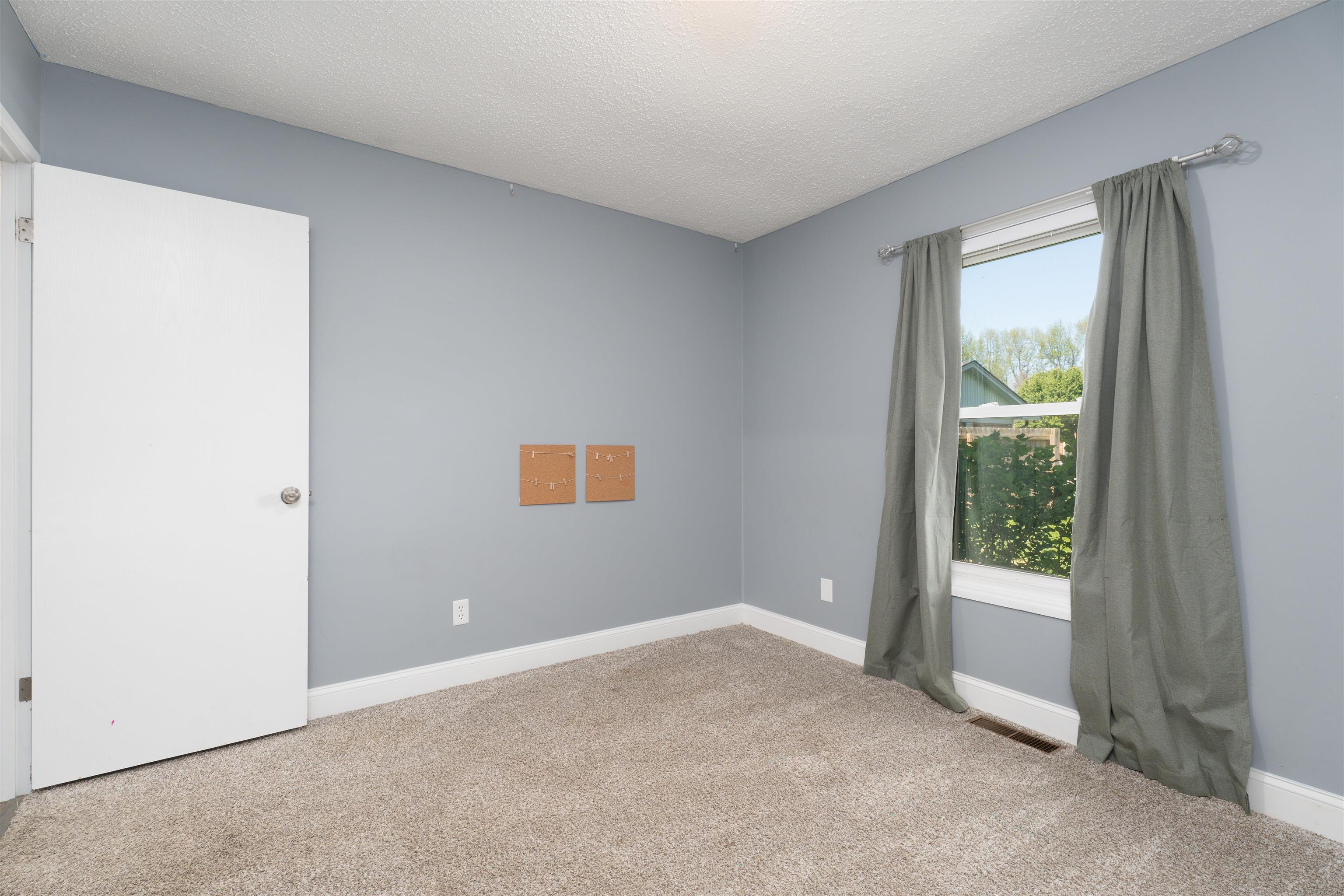 3330 Majestic Prince Dr., Owensboro, Kentucky 42303, 4 Bedrooms Bedrooms, ,2 BathroomsBathrooms,Single Family Residence,For Sale,Majestic Prince Dr.,94515