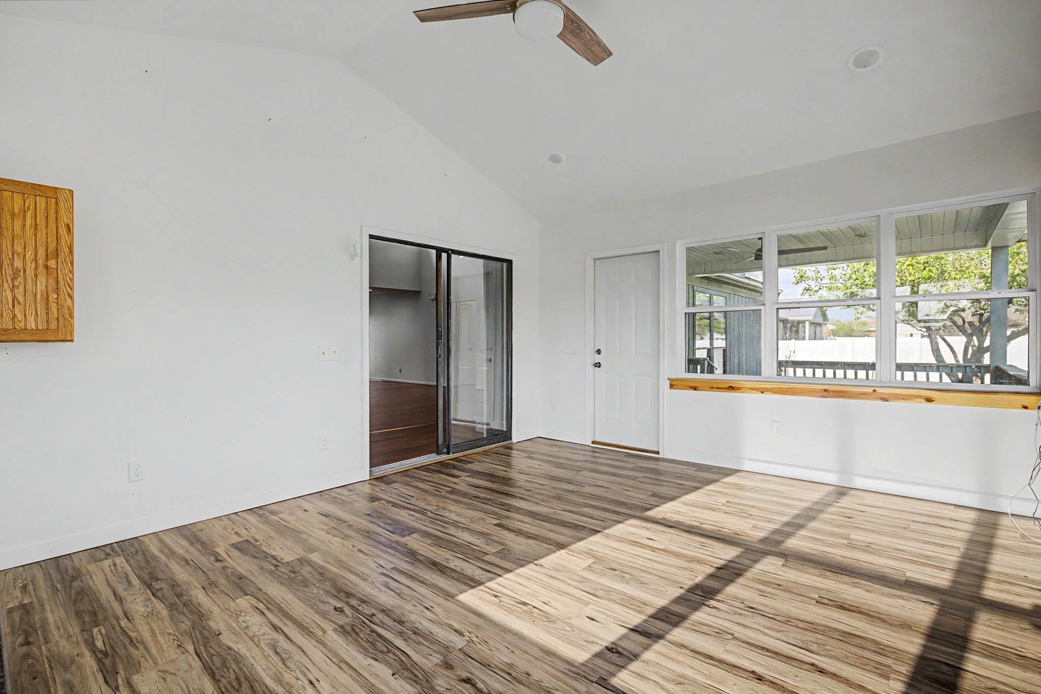 1515 Riverview Drive, Lewisport, Kentucky 42351, 3 Bedrooms Bedrooms, ,2 BathroomsBathrooms,Single Family Residence,For Sale,Riverview Drive,94517