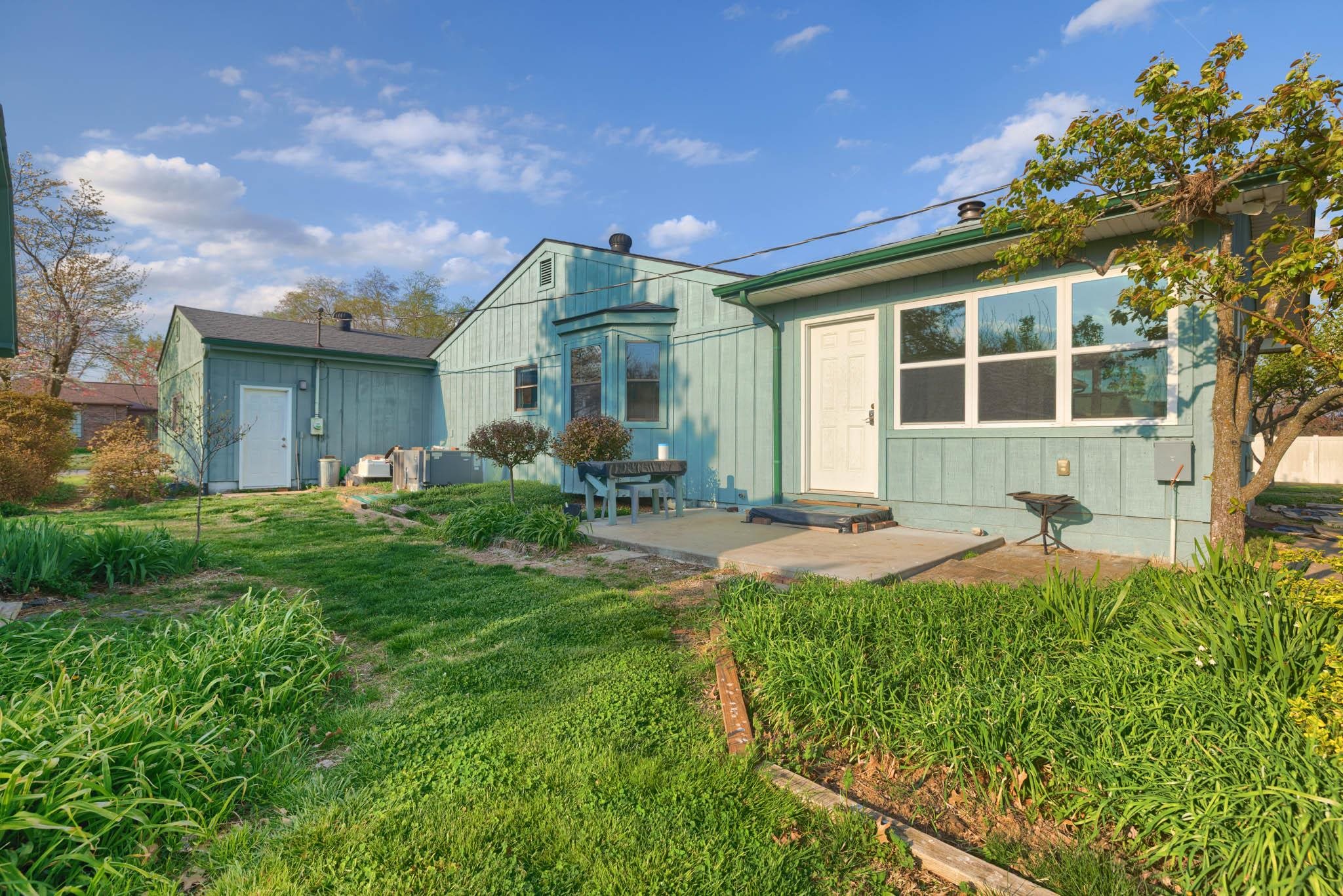 1515 Riverview Drive, Lewisport, Kentucky 42351, 3 Bedrooms Bedrooms, ,2 BathroomsBathrooms,Single Family Residence,For Sale,Riverview Drive,94517