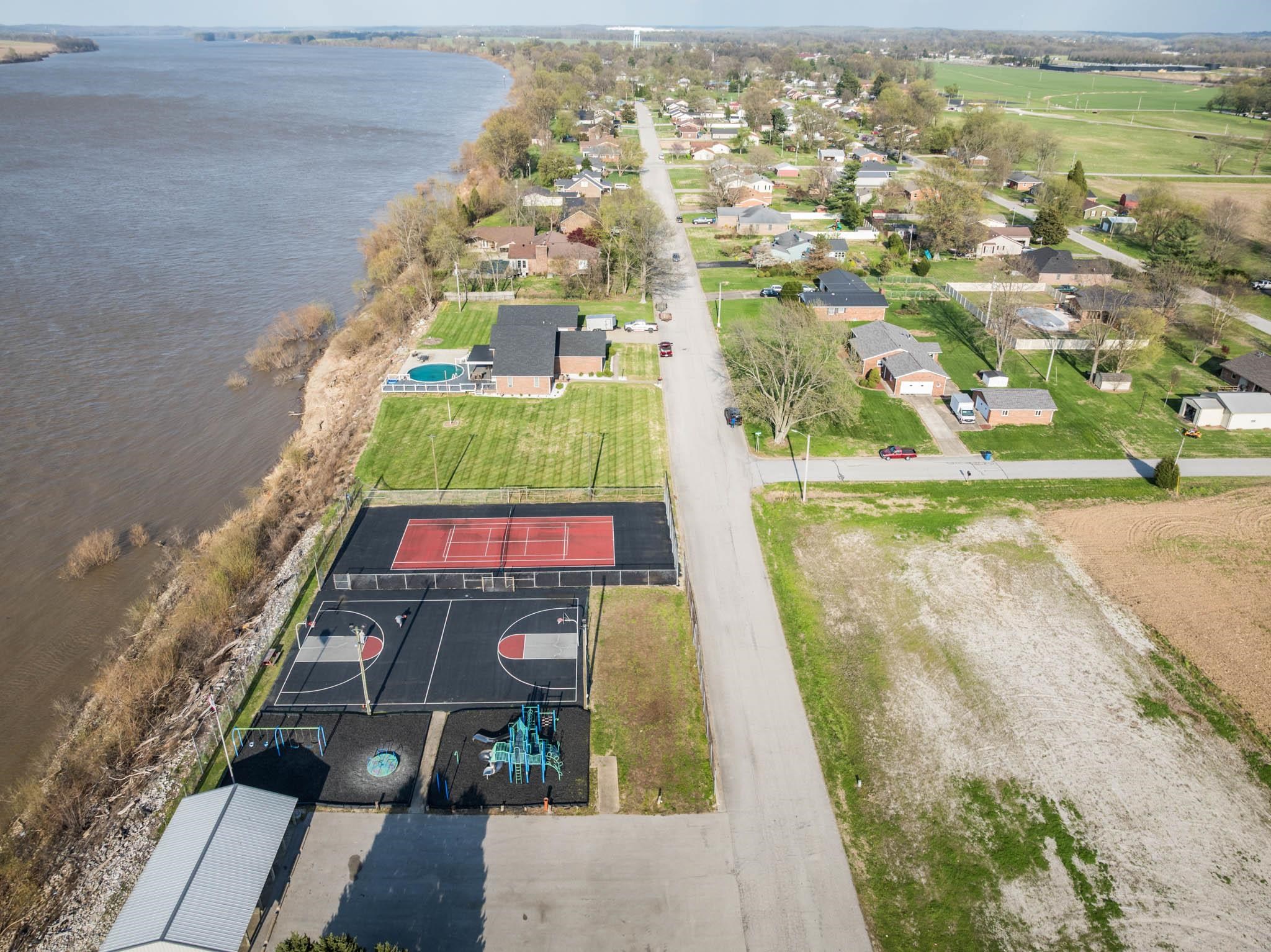 1515 Riverview Drive, Lewisport, Kentucky 42351, 3 Bedrooms Bedrooms, ,2 BathroomsBathrooms,Single Family Residence,For Sale,Riverview Drive,94517