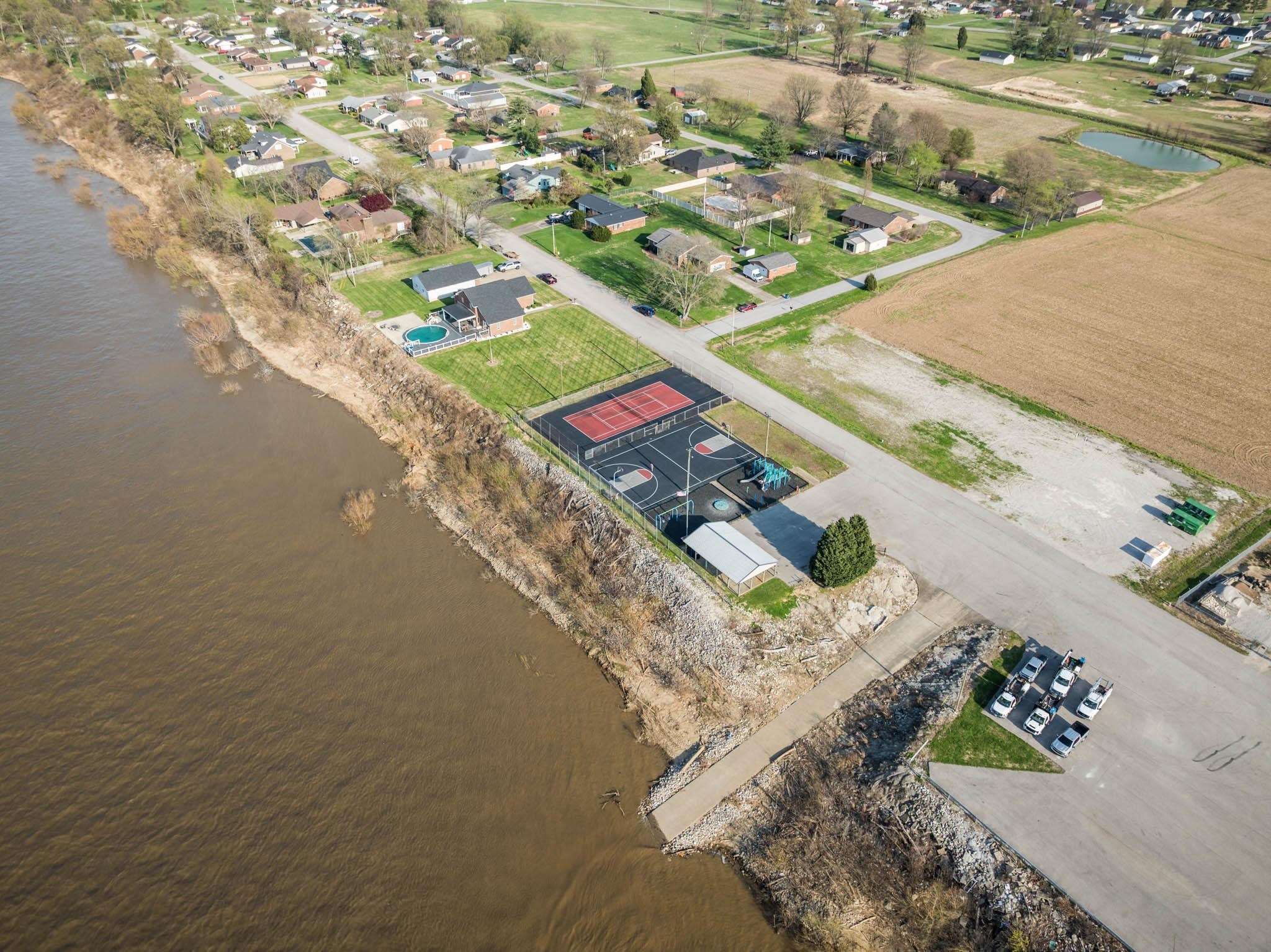 1515 Riverview Drive, Lewisport, Kentucky 42351, 3 Bedrooms Bedrooms, ,2 BathroomsBathrooms,Single Family Residence,For Sale,Riverview Drive,94517