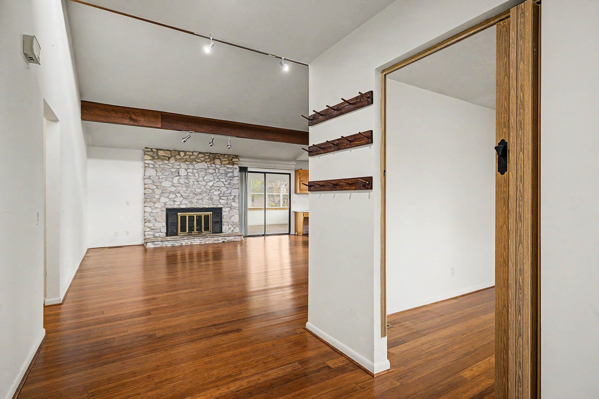 1515 Riverview Drive, Lewisport, Kentucky 42351, 3 Bedrooms Bedrooms, ,2 BathroomsBathrooms,Single Family Residence,For Sale,Riverview Drive,94517