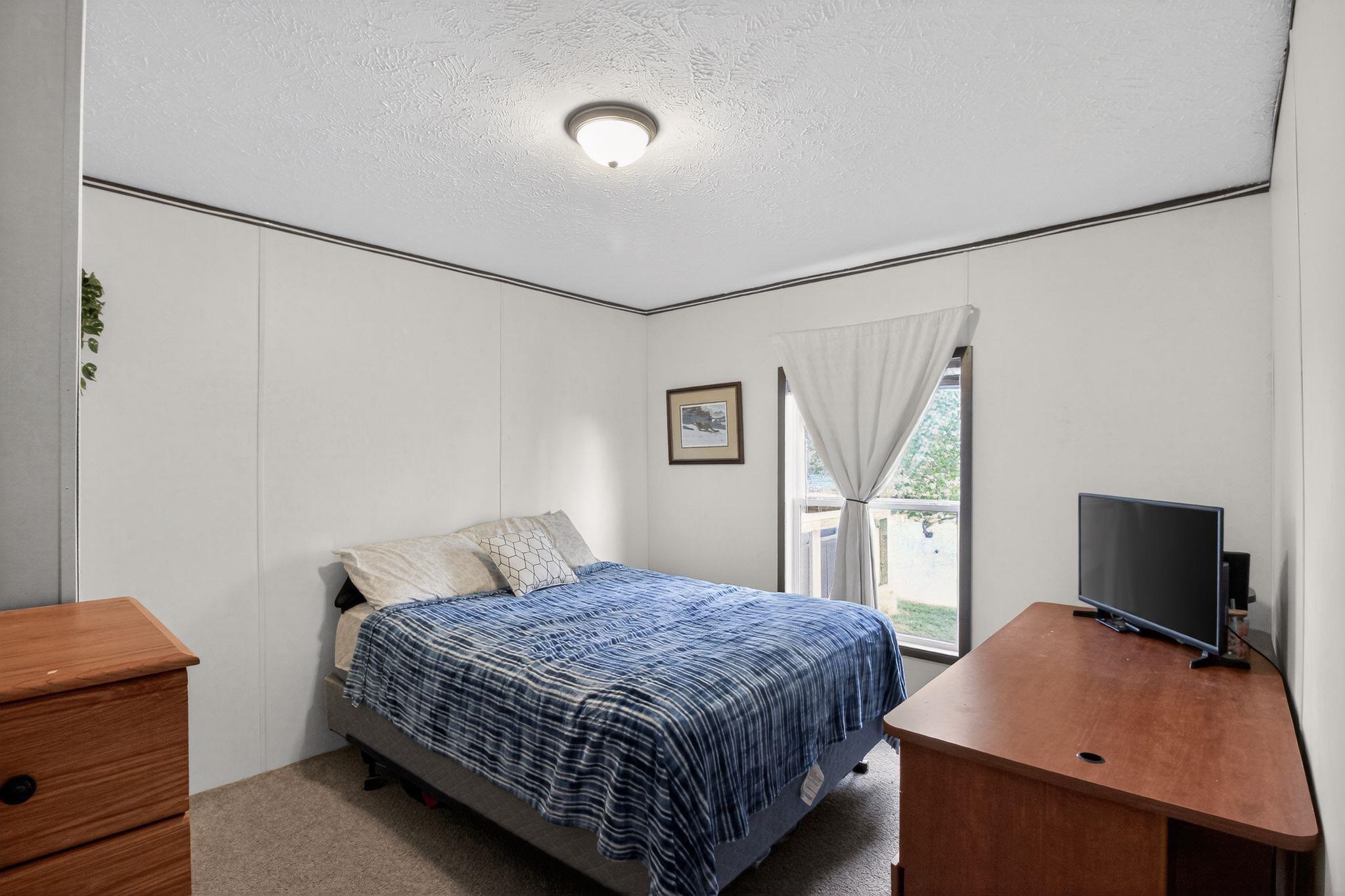 4138 Bowling Green Road, Caneyville, Kentucky 42721, 4 Bedrooms Bedrooms, ,2 BathroomsBathrooms,Single Family Residence,For Sale,Bowling Green Road,94519