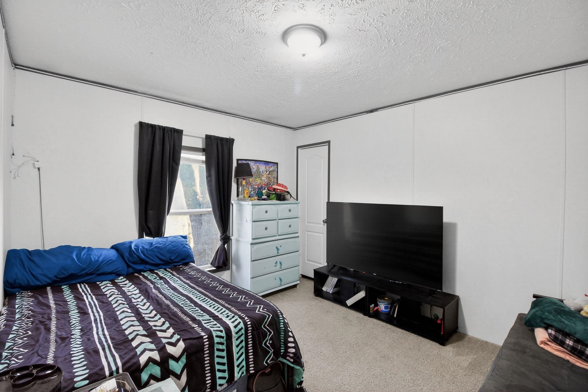 4138 Bowling Green Road, Caneyville, Kentucky 42721, 4 Bedrooms Bedrooms, ,2 BathroomsBathrooms,Single Family Residence,For Sale,Bowling Green Road,94519