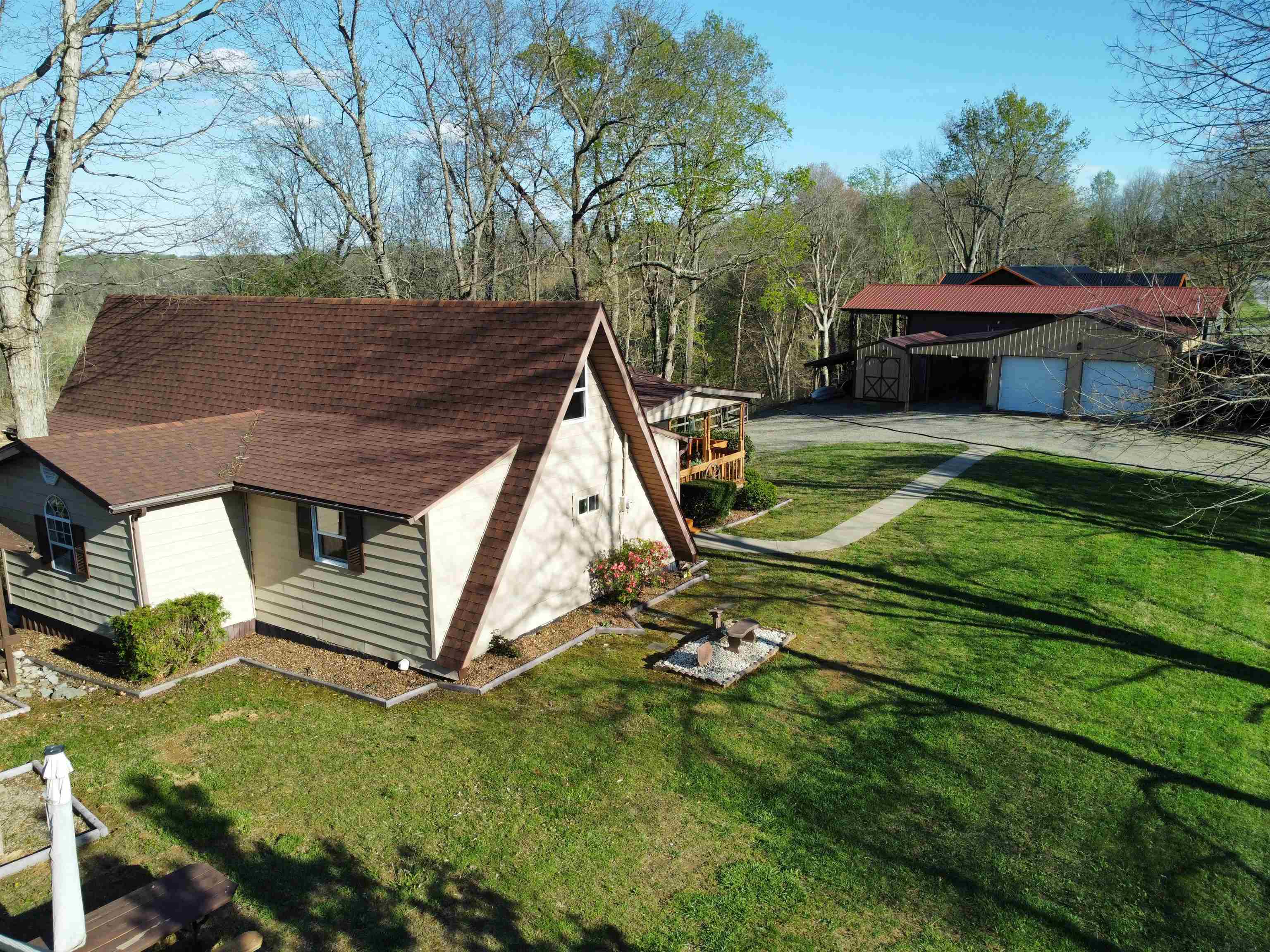 1129 Indian Ridge Road, Falls of Rough, Kentucky 40119, 2 Bedrooms Bedrooms, ,2 BathroomsBathrooms,Single Family Residence,For Sale,Indian Ridge Road,94520