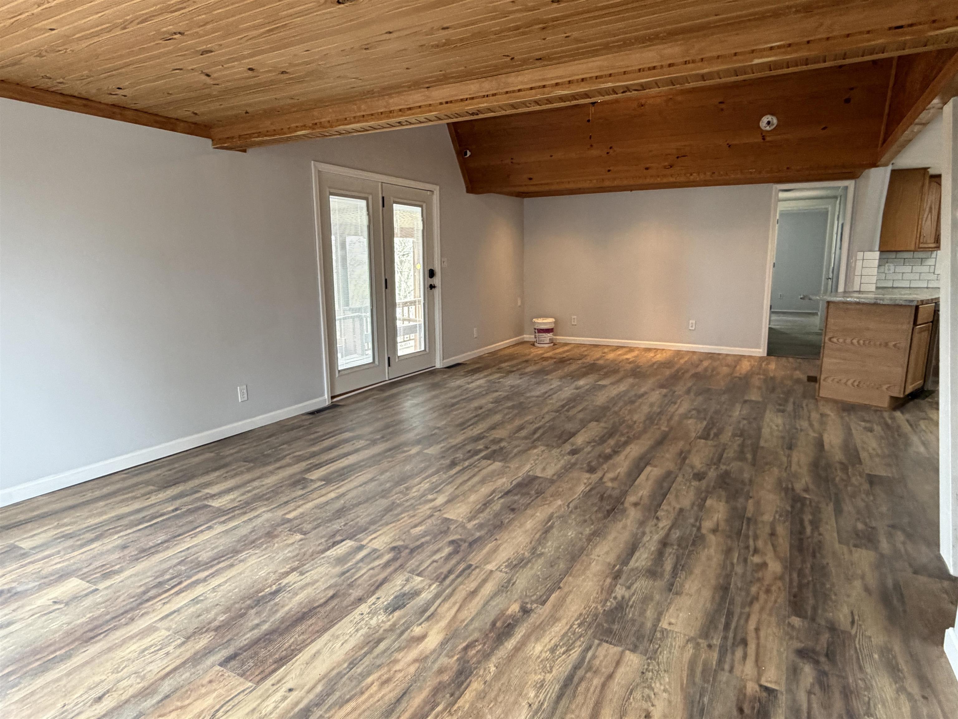 1129 Indian Ridge Road, Falls of Rough, Kentucky 40119, 2 Bedrooms Bedrooms, ,2 BathroomsBathrooms,Single Family Residence,For Sale,Indian Ridge Road,94520