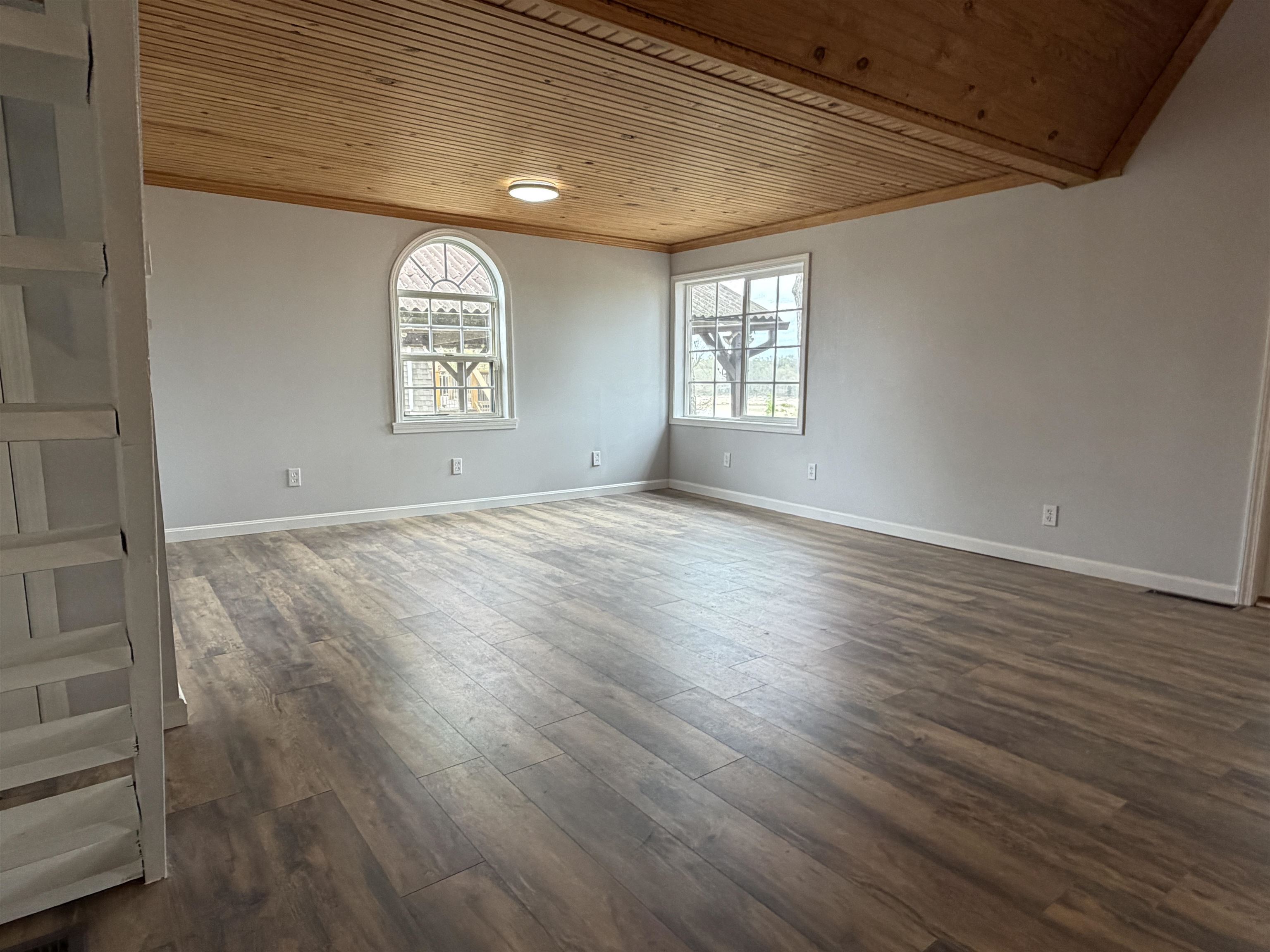 1129 Indian Ridge Road, Falls of Rough, Kentucky 40119, 2 Bedrooms Bedrooms, ,2 BathroomsBathrooms,Single Family Residence,For Sale,Indian Ridge Road,94520