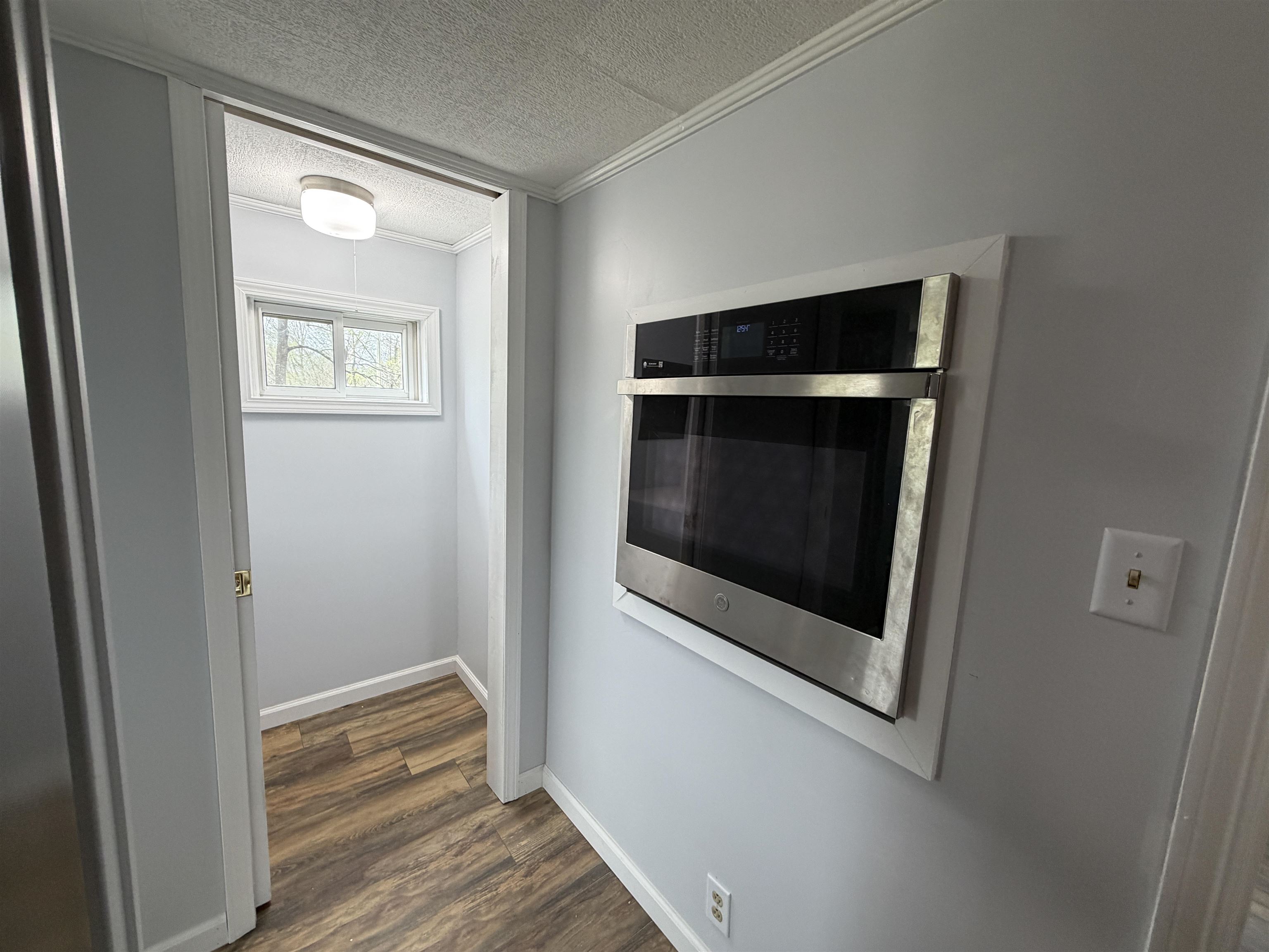 1129 Indian Ridge Road, Falls of Rough, Kentucky 40119, 2 Bedrooms Bedrooms, ,2 BathroomsBathrooms,Single Family Residence,For Sale,Indian Ridge Road,94520