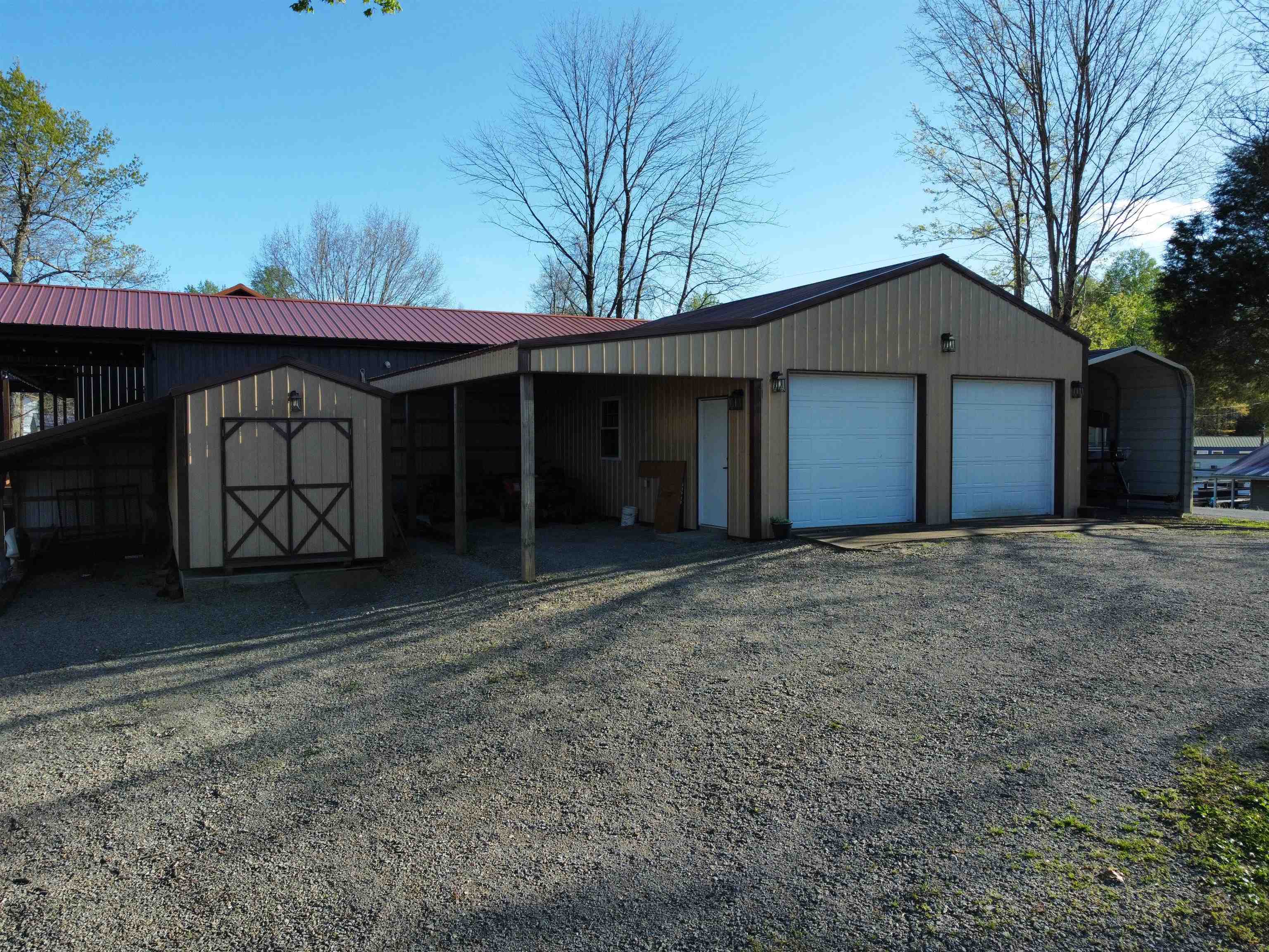 1129 Indian Ridge Road, Falls of Rough, Kentucky 40119, 2 Bedrooms Bedrooms, ,2 BathroomsBathrooms,Single Family Residence,For Sale,Indian Ridge Road,94520
