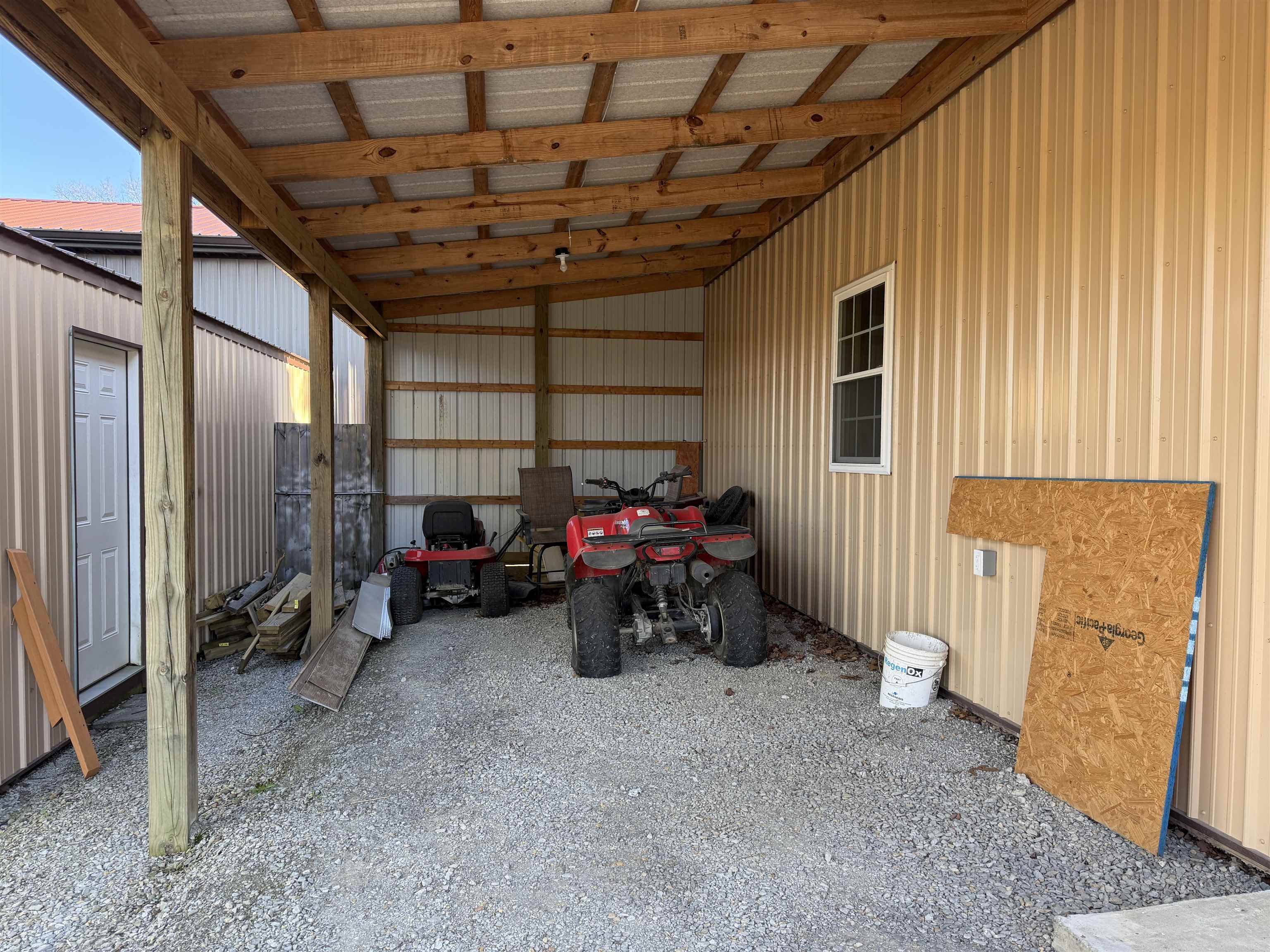 1129 Indian Ridge Road, Falls of Rough, Kentucky 40119, 2 Bedrooms Bedrooms, ,2 BathroomsBathrooms,Single Family Residence,For Sale,Indian Ridge Road,94520