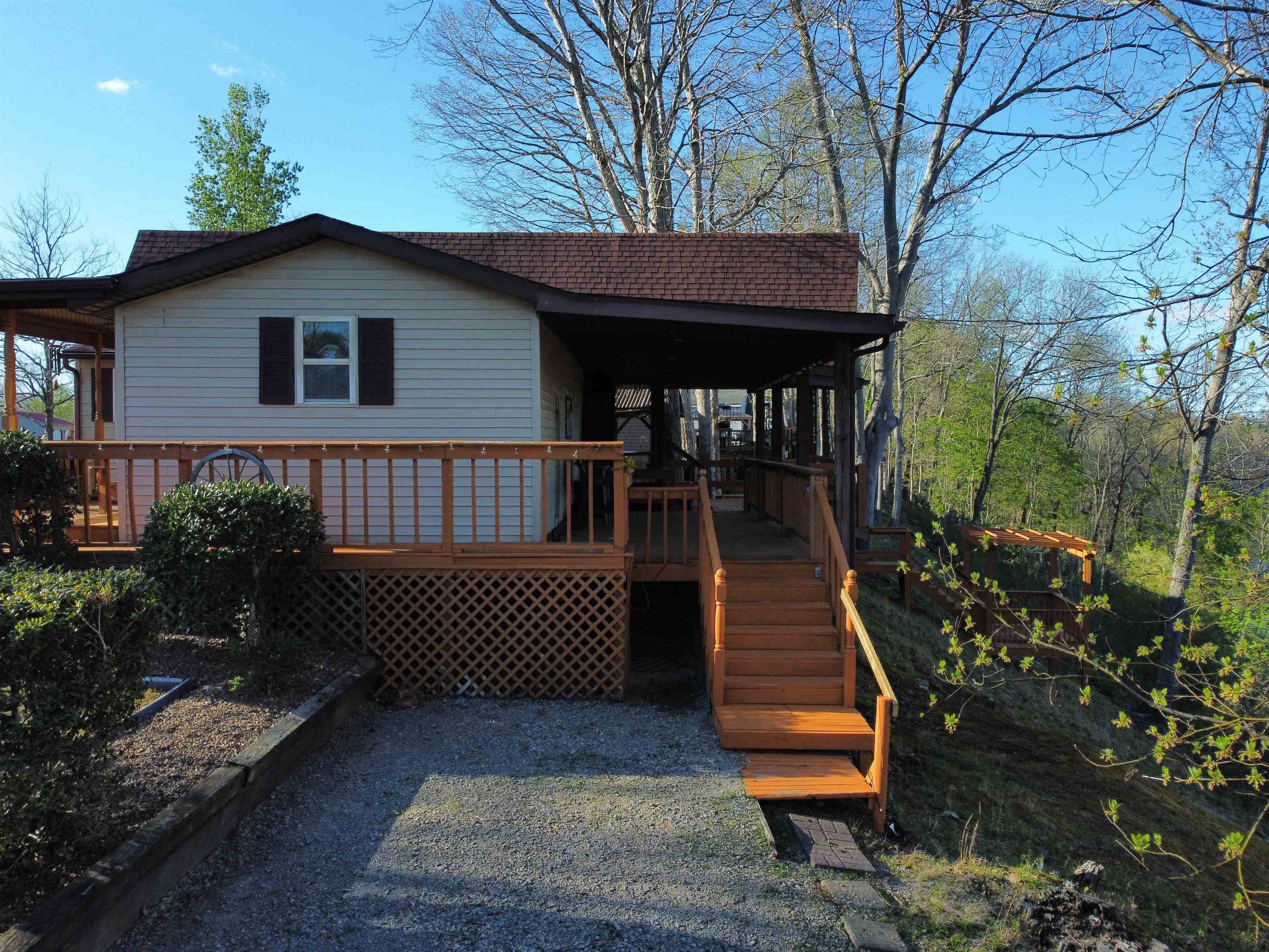 1129 Indian Ridge Road, Falls of Rough, Kentucky 40119, 2 Bedrooms Bedrooms, ,2 BathroomsBathrooms,Single Family Residence,For Sale,Indian Ridge Road,94520