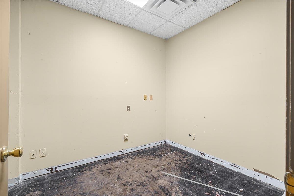 3333 Frederica St. Unit 1 D, Owensboro, Kentucky 42301, ,Retail,For Sale,Frederica St. Unit 1 D,94522