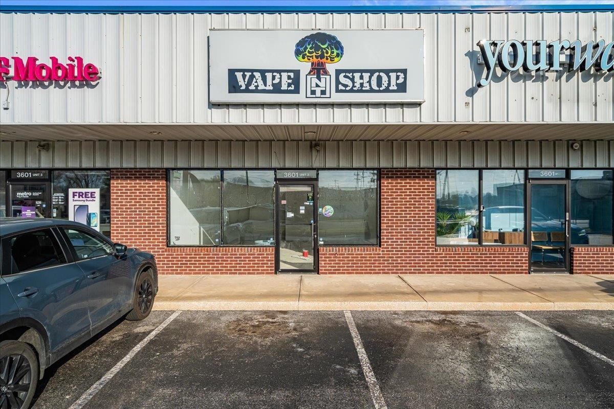 3601 Frederica St. Unit 2, Owensboro, Kentucky 42301, ,Retail,For Sale,Frederica St. Unit 2,94523