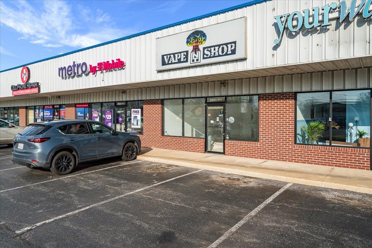 3601 Frederica St. Unit 2, Owensboro, Kentucky 42301, ,Retail,For Sale,Frederica St. Unit 2,94523