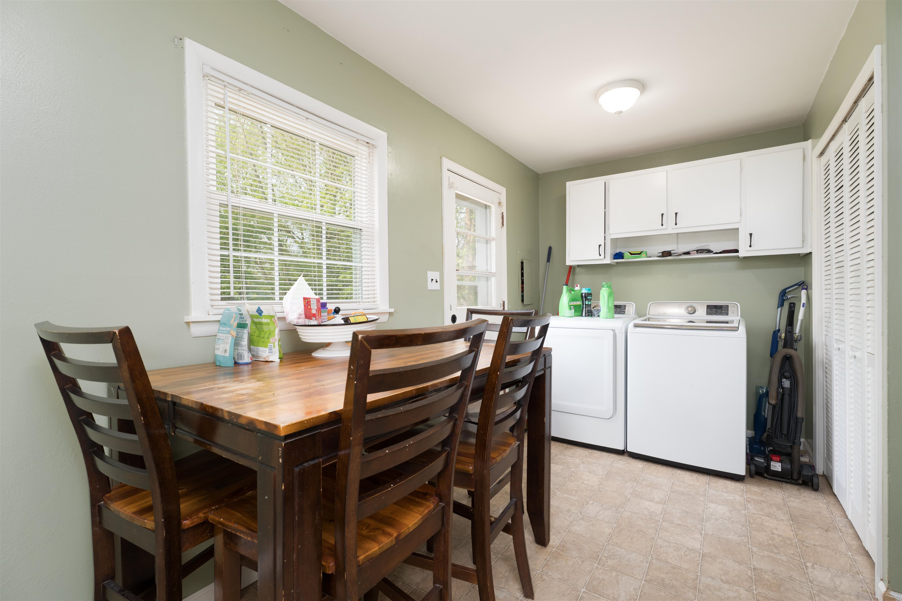 134 Tennyson Dr, Owensboro, Kentucky 42303, 3 Bedrooms Bedrooms, ,1 BathroomBathrooms,Single Family Residence,For Sale,Tennyson Dr,94525