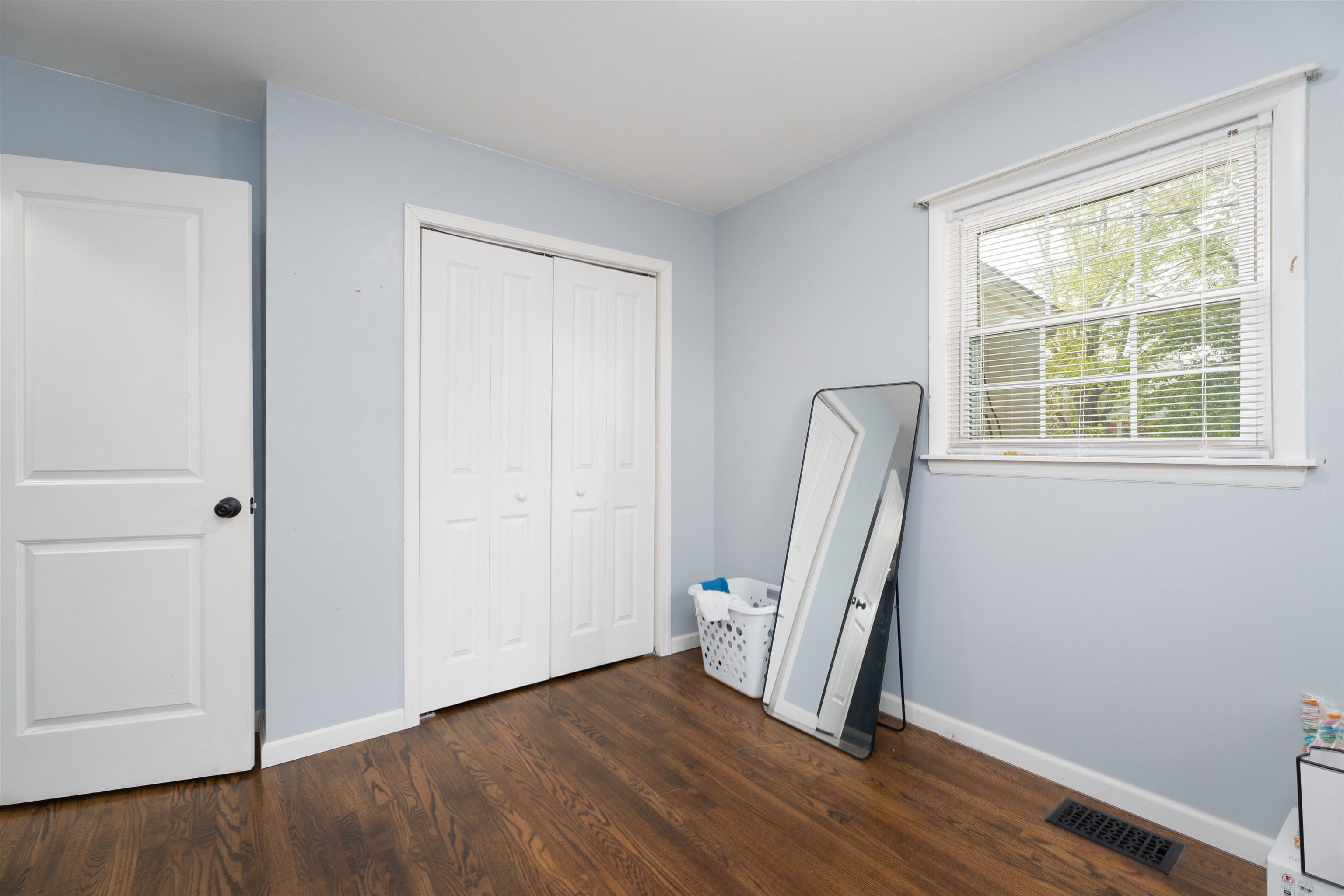 134 Tennyson Dr, Owensboro, Kentucky 42303, 3 Bedrooms Bedrooms, ,1 BathroomBathrooms,Single Family Residence,For Sale,Tennyson Dr,94525