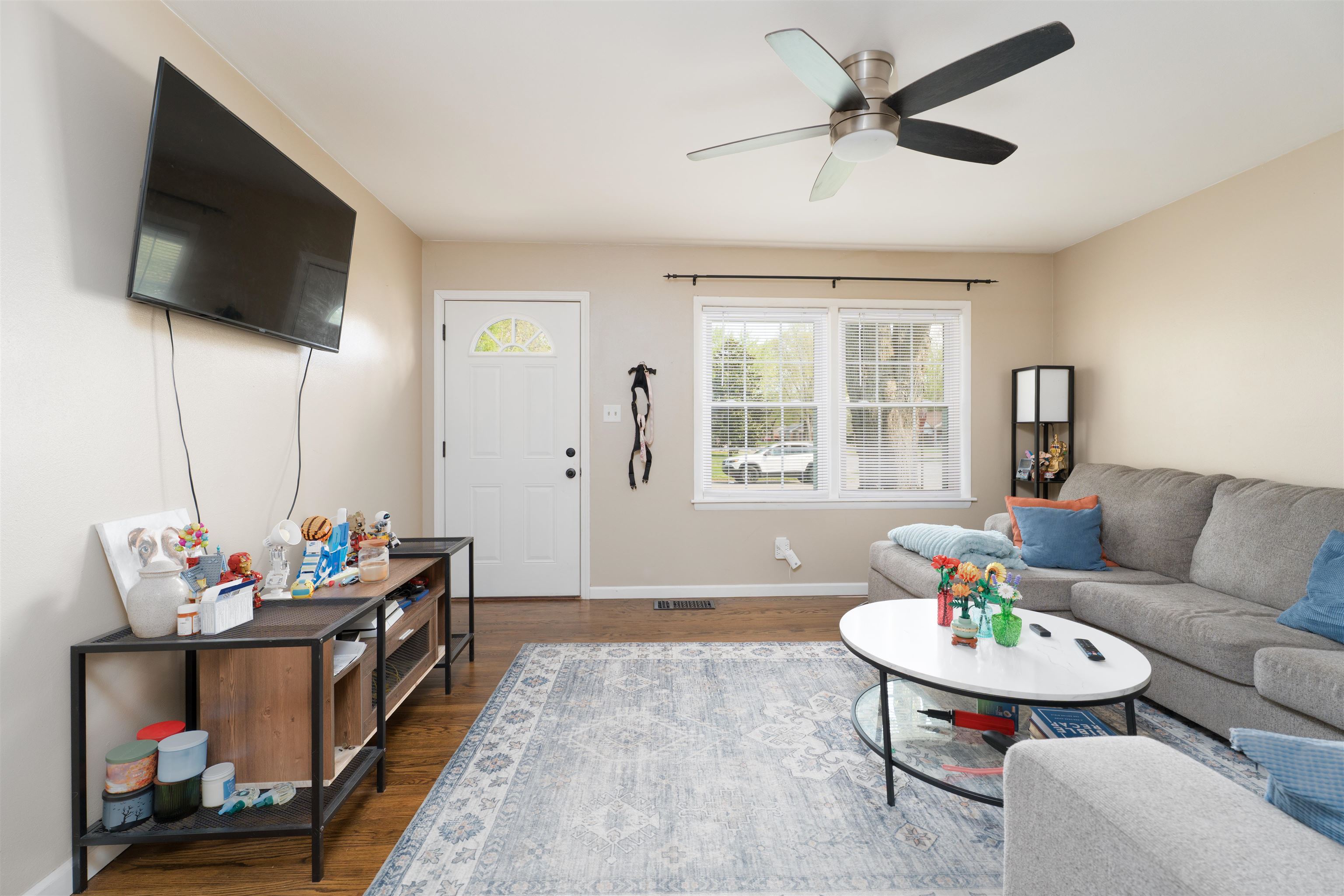 134 Tennyson Dr, Owensboro, Kentucky 42303, 3 Bedrooms Bedrooms, ,1 BathroomBathrooms,Single Family Residence,For Sale,Tennyson Dr,94525