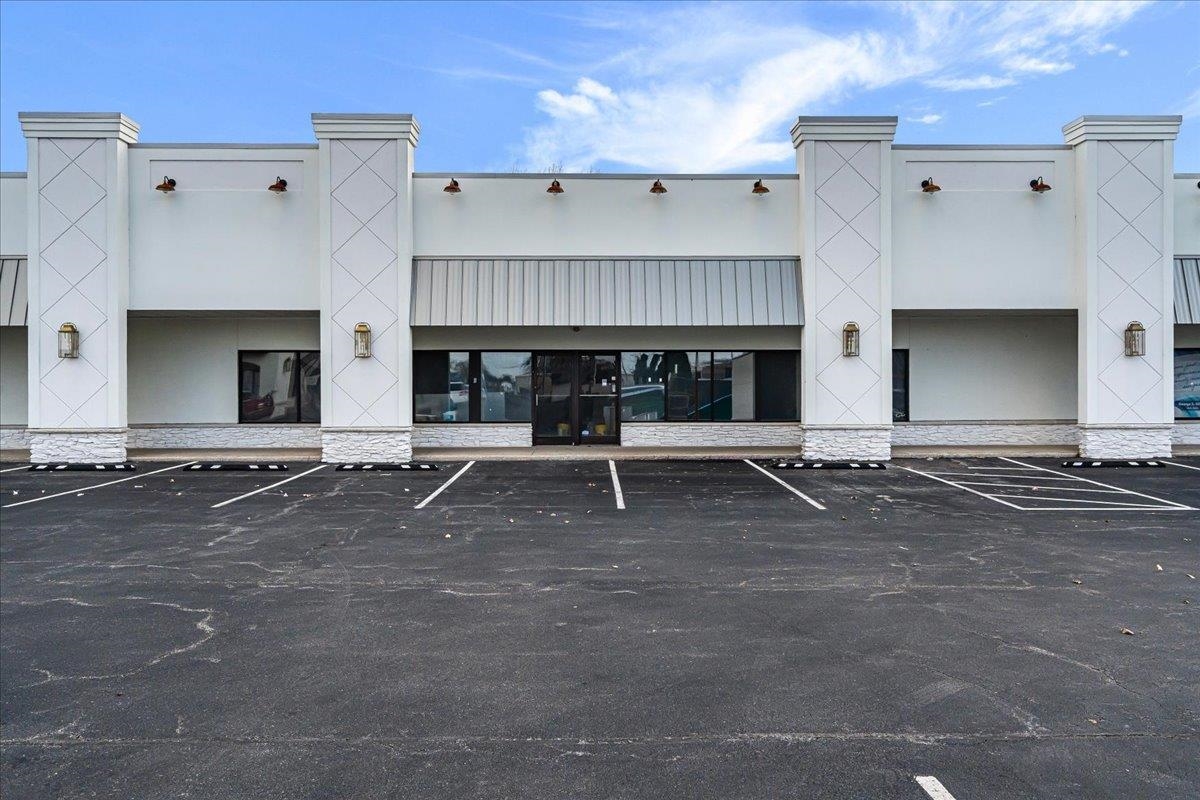3333 Frederica St Unit 6, Owensboro, Kentucky 42301, ,Retail,For Sale,Frederica St Unit 6,94526