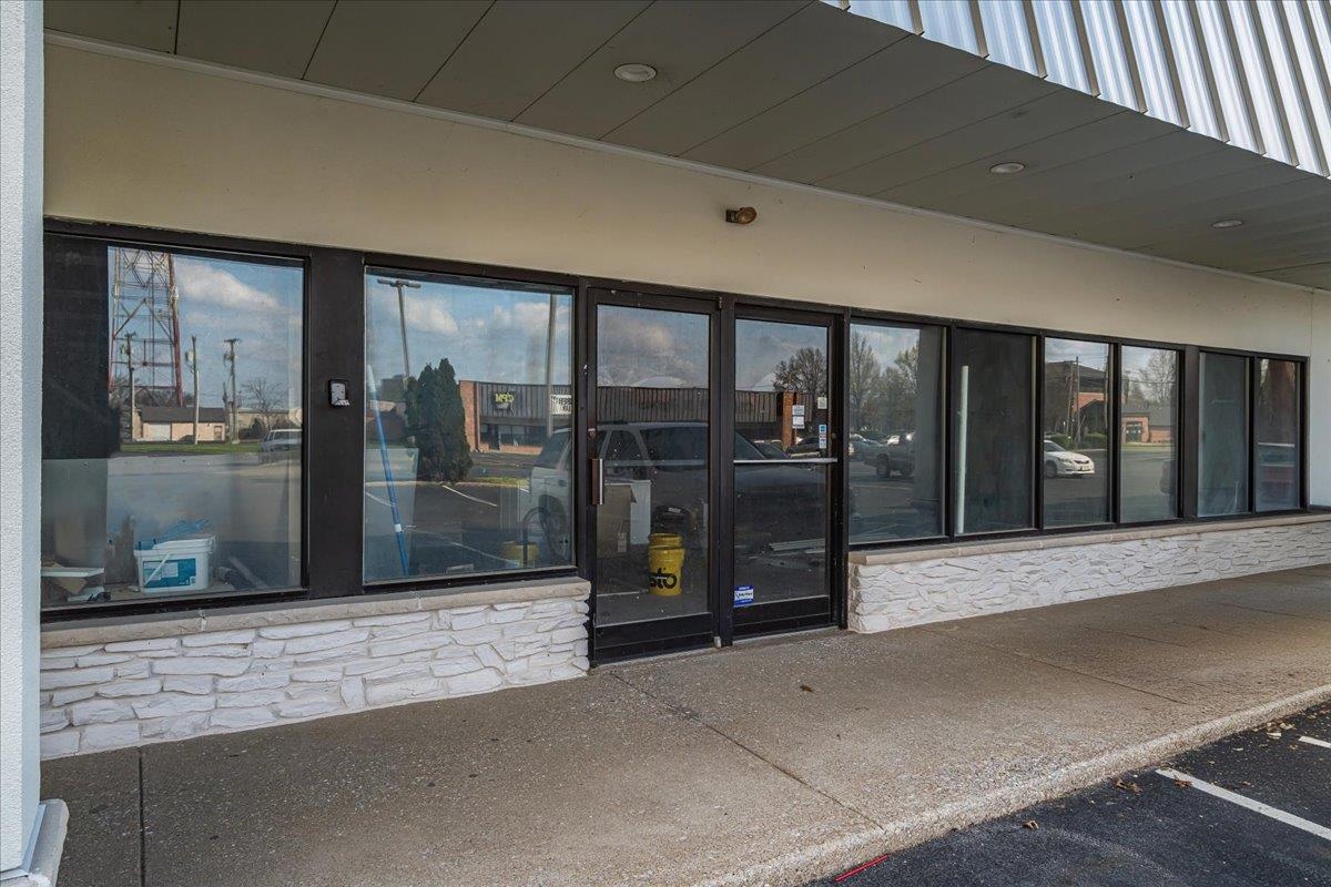 3333 Frederica St Unit 6, Owensboro, Kentucky 42301, ,Retail,For Sale,Frederica St Unit 6,94526