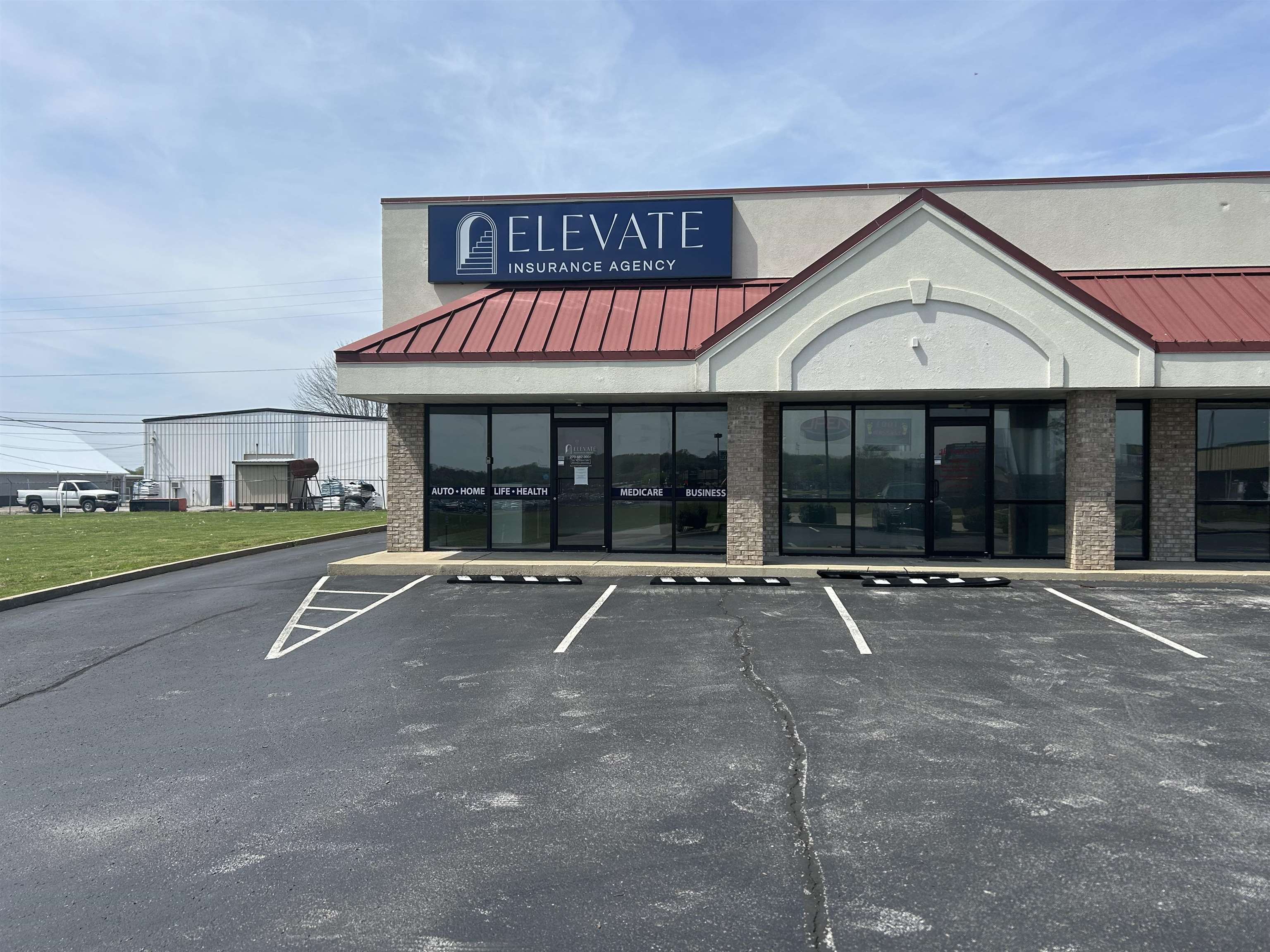 3118 Alvey Park Drive Unit 4, Owensboro, Kentucky 42303, ,Retail,For Sale,Alvey Park Drive Unit 4,94528