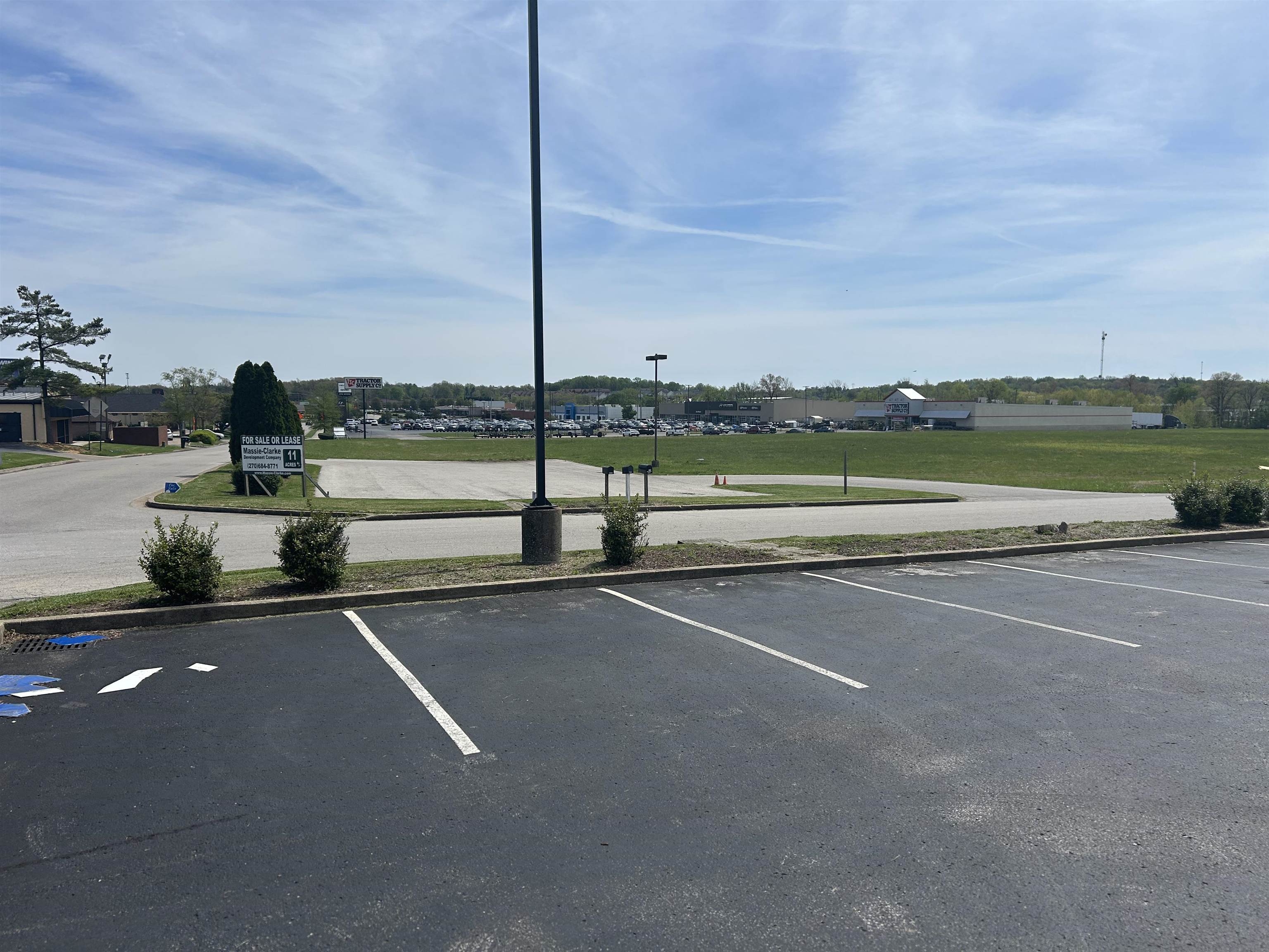3118 Alvey Park Drive Unit 4, Owensboro, Kentucky 42303, ,Retail,For Sale,Alvey Park Drive Unit 4,94528