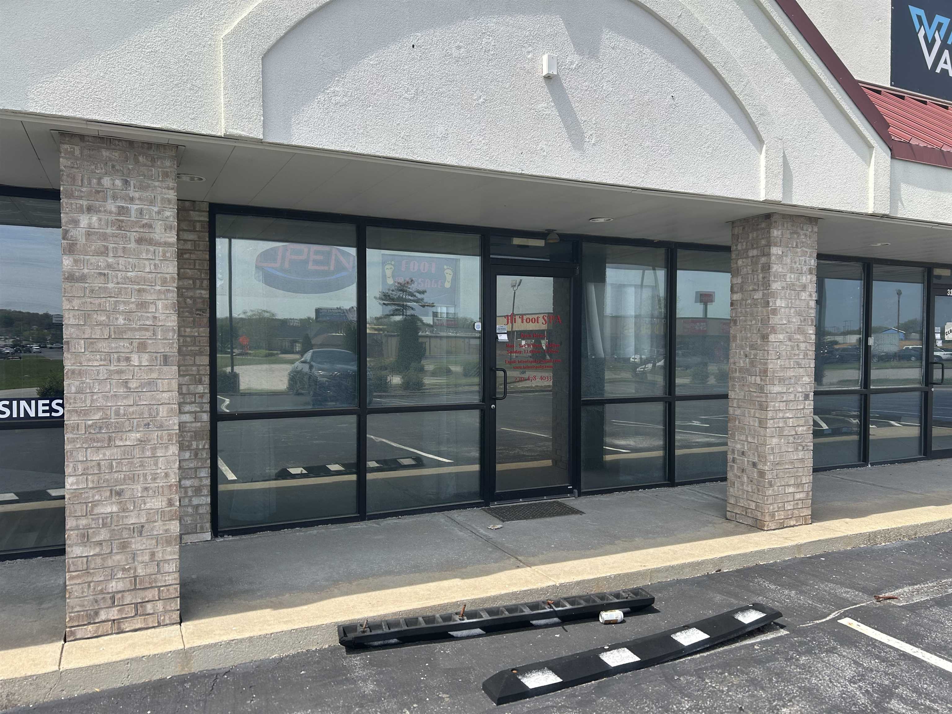 3118 Alvey Park Drive Unit 3, Owensboro, Kentucky 42303, ,Retail,For Sale,Alvey Park Drive Unit 3,94529