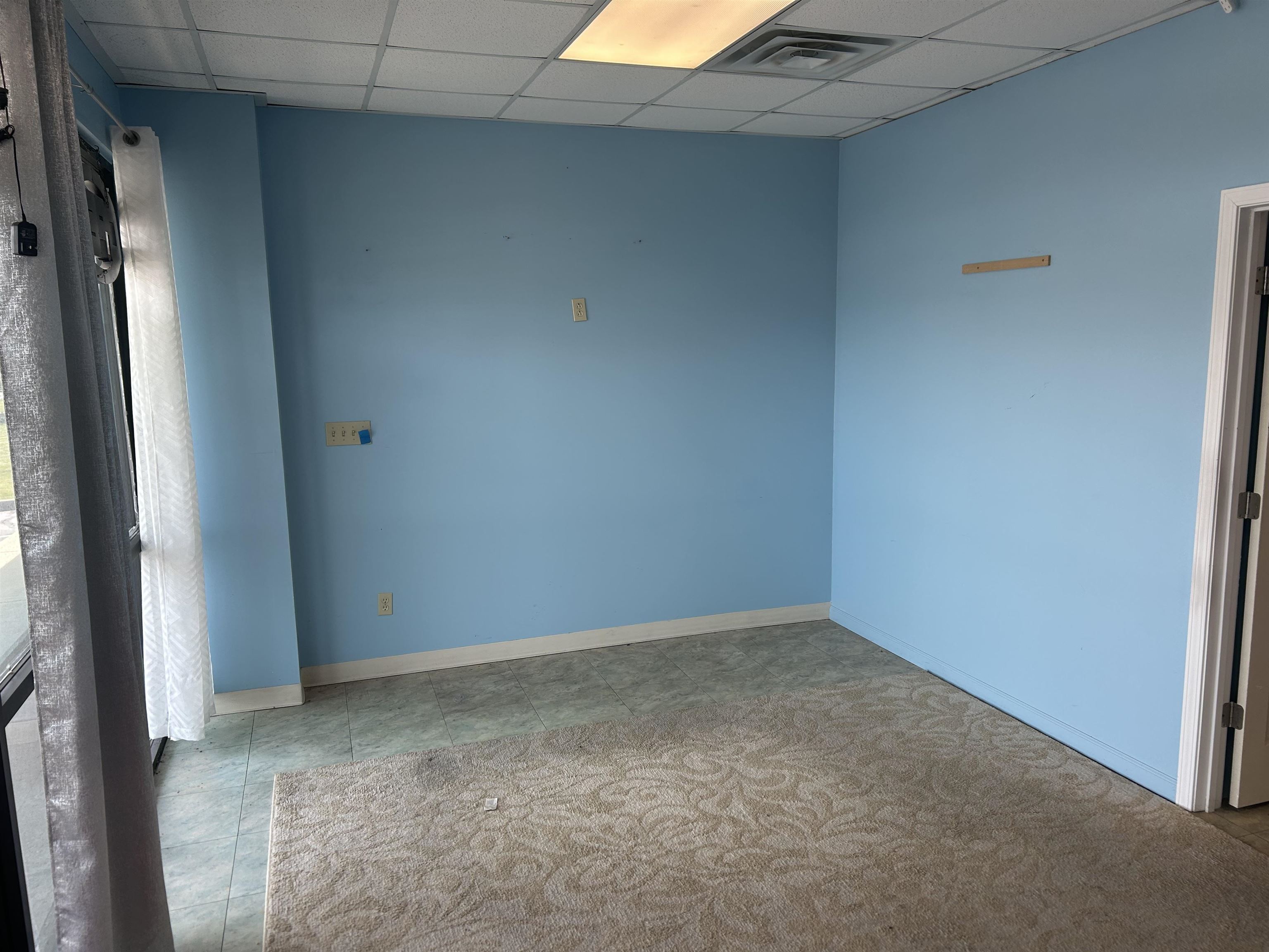 3118 Alvey Park Drive Unit 3, Owensboro, Kentucky 42303, ,Retail,For Sale,Alvey Park Drive Unit 3,94529