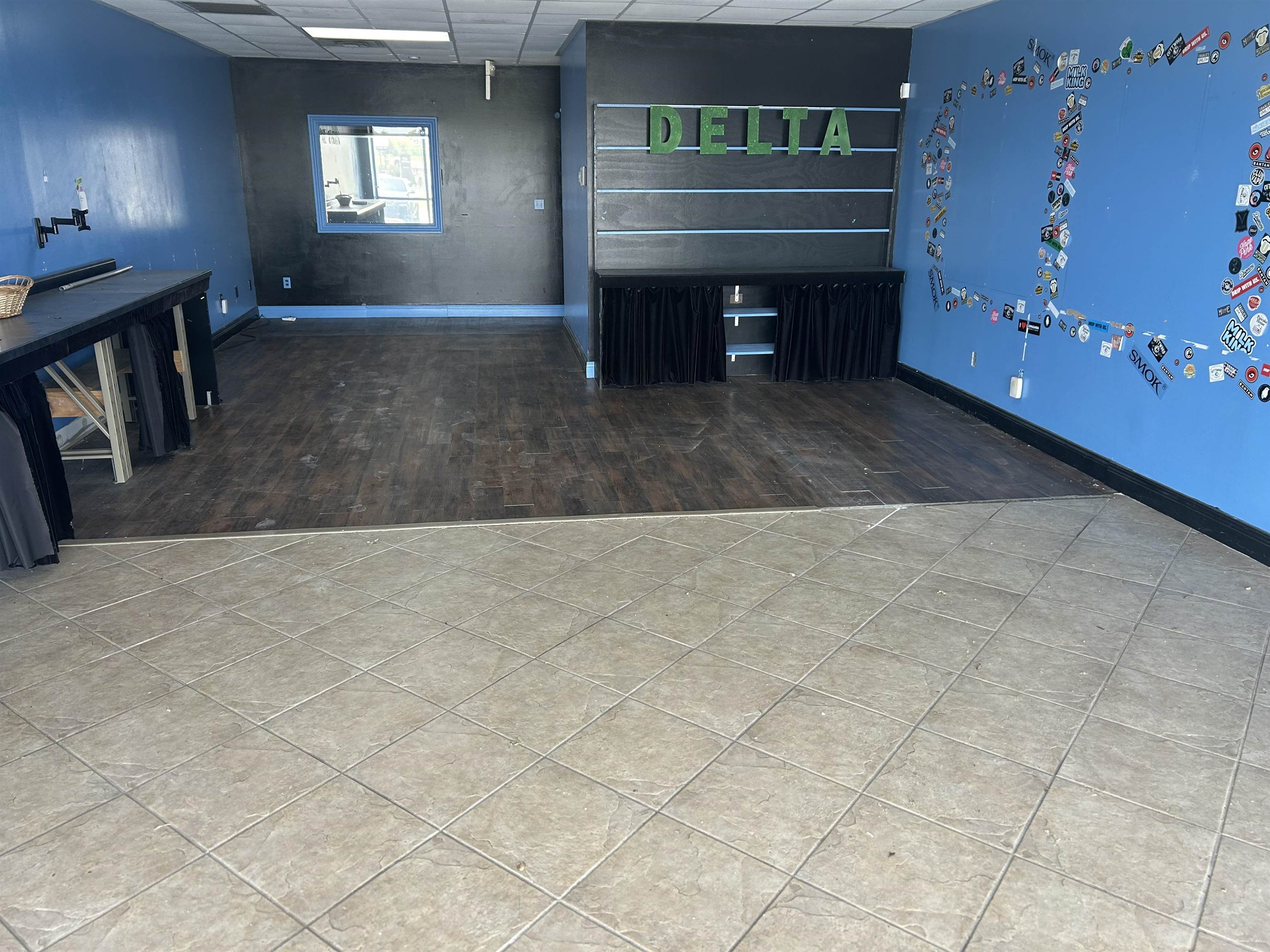 3118 Alvey Park Drive Unit 2, Owensboro, Kentucky 42303, ,Retail,For Sale,Alvey Park Drive Unit 2,94530