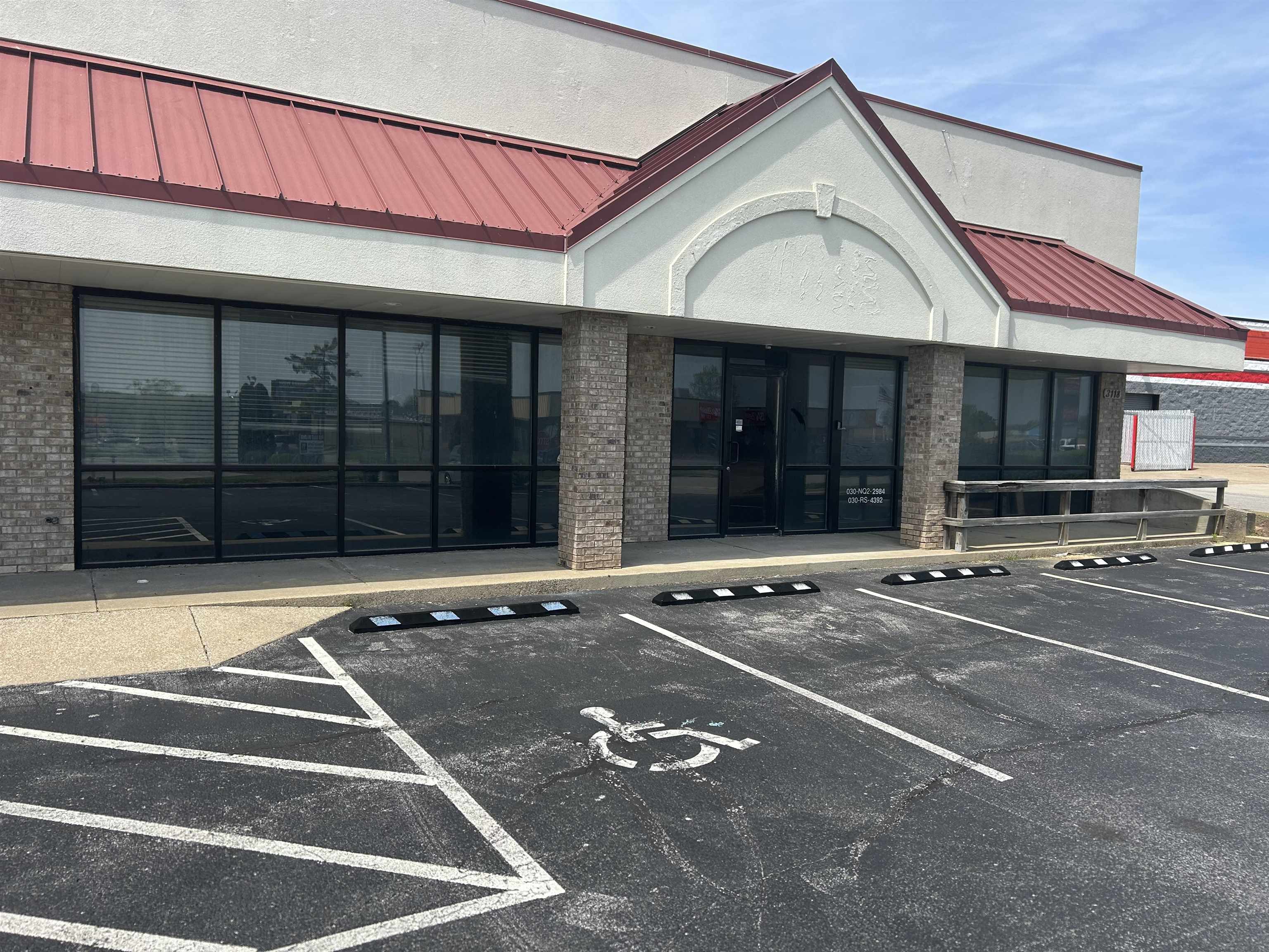 3118 Alvey Park Drive Unit 1, Owensboro, Kentucky 42303, ,Retail,For Sale,Alvey Park Drive Unit 1,94531