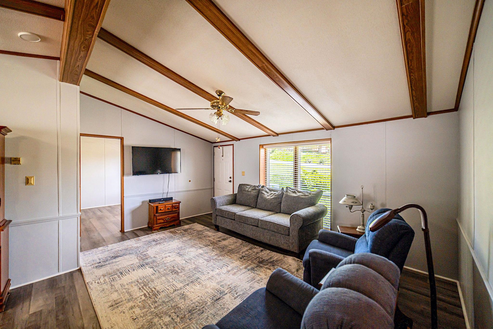 934 Cantrell Rd, Eddyville, Kentucky 42038, 3 Bedrooms Bedrooms, ,2 BathroomsBathrooms,Single Family Residence,For Sale,Cantrell Rd,94551