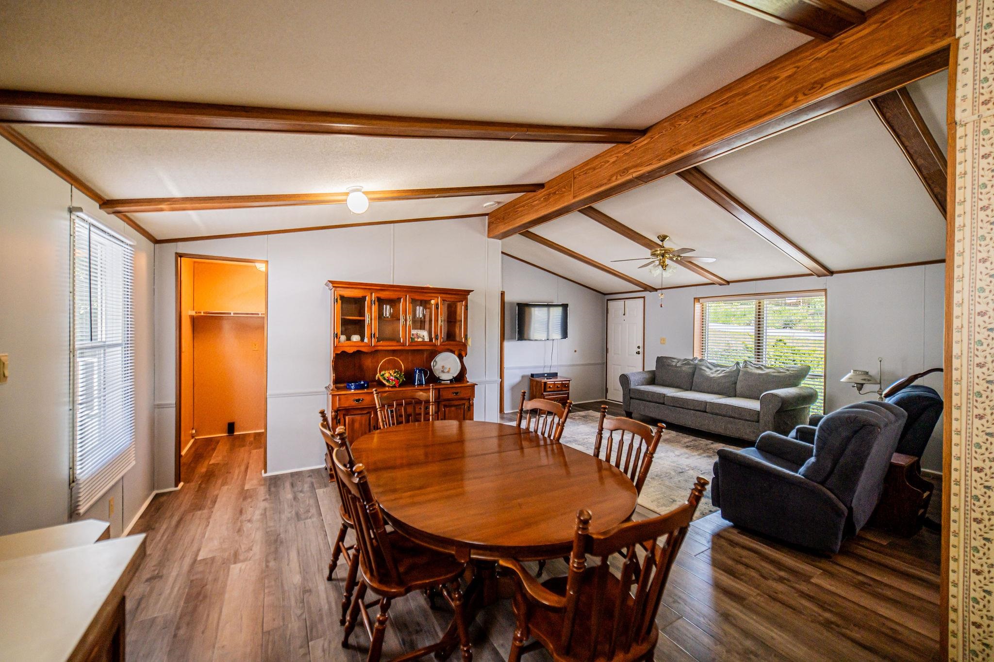934 Cantrell Rd, Eddyville, Kentucky 42038, 3 Bedrooms Bedrooms, ,2 BathroomsBathrooms,Single Family Residence,For Sale,Cantrell Rd,94551