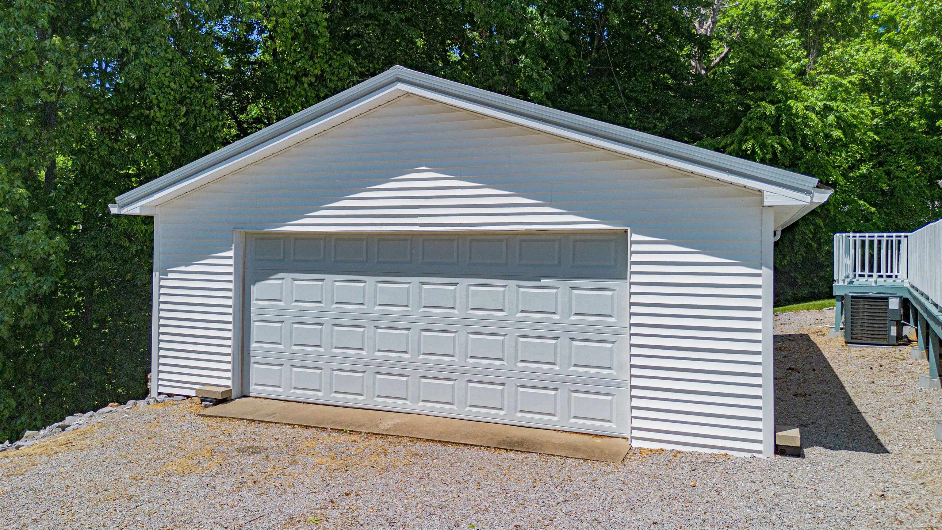 934 Cantrell Rd, Eddyville, Kentucky 42038, 3 Bedrooms Bedrooms, ,2 BathroomsBathrooms,Single Family Residence,For Sale,Cantrell Rd,94551