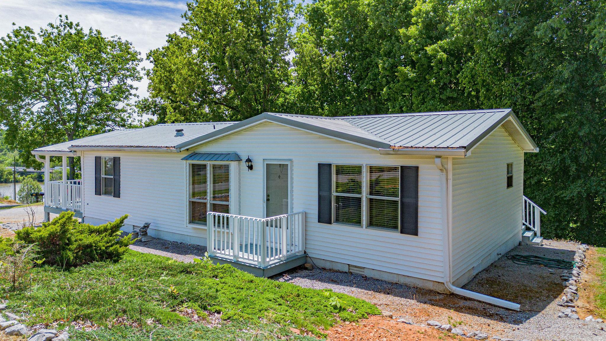 934 Cantrell Rd, Eddyville, Kentucky 42038, 3 Bedrooms Bedrooms, ,2 BathroomsBathrooms,Single Family Residence,For Sale,Cantrell Rd,94551