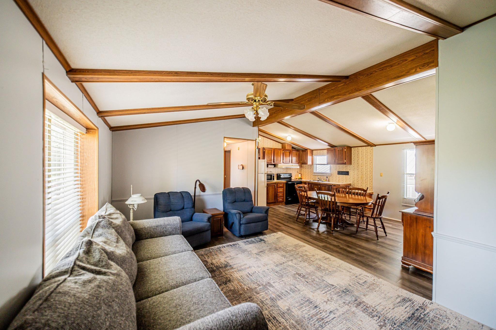 934 Cantrell Rd, Eddyville, Kentucky 42038, 3 Bedrooms Bedrooms, ,2 BathroomsBathrooms,Single Family Residence,For Sale,Cantrell Rd,94551