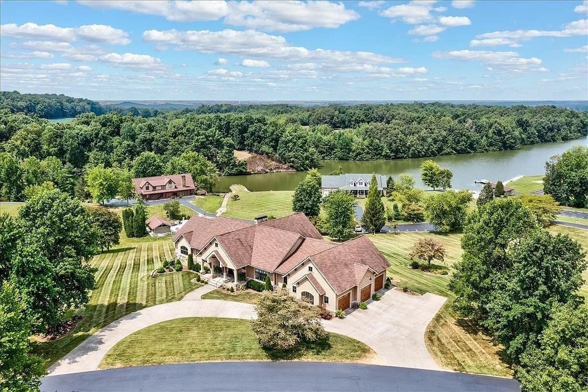 30 Bass Ct, Whitesville, Kentucky 42378, 14 Bedrooms Bedrooms, ,16 BathroomsBathrooms,Single Family Residence,For Sale,Bass Ct,94565