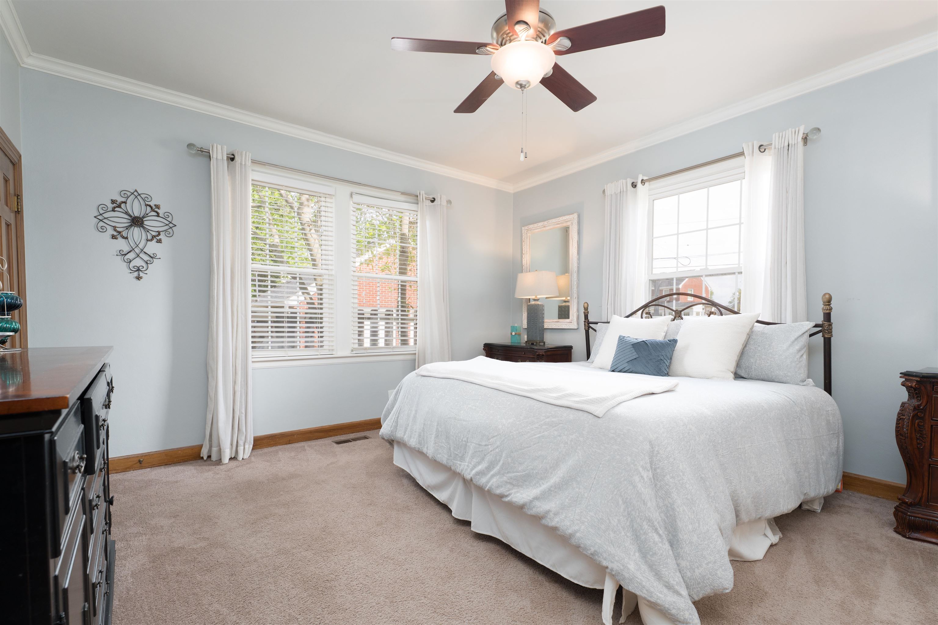 2033 Littlewood Drive, Owensboro, Kentucky 42301-4622, 4 Bedrooms Bedrooms, ,4 BathroomsBathrooms,Single Family Residence,For Sale,Littlewood Drive,94566