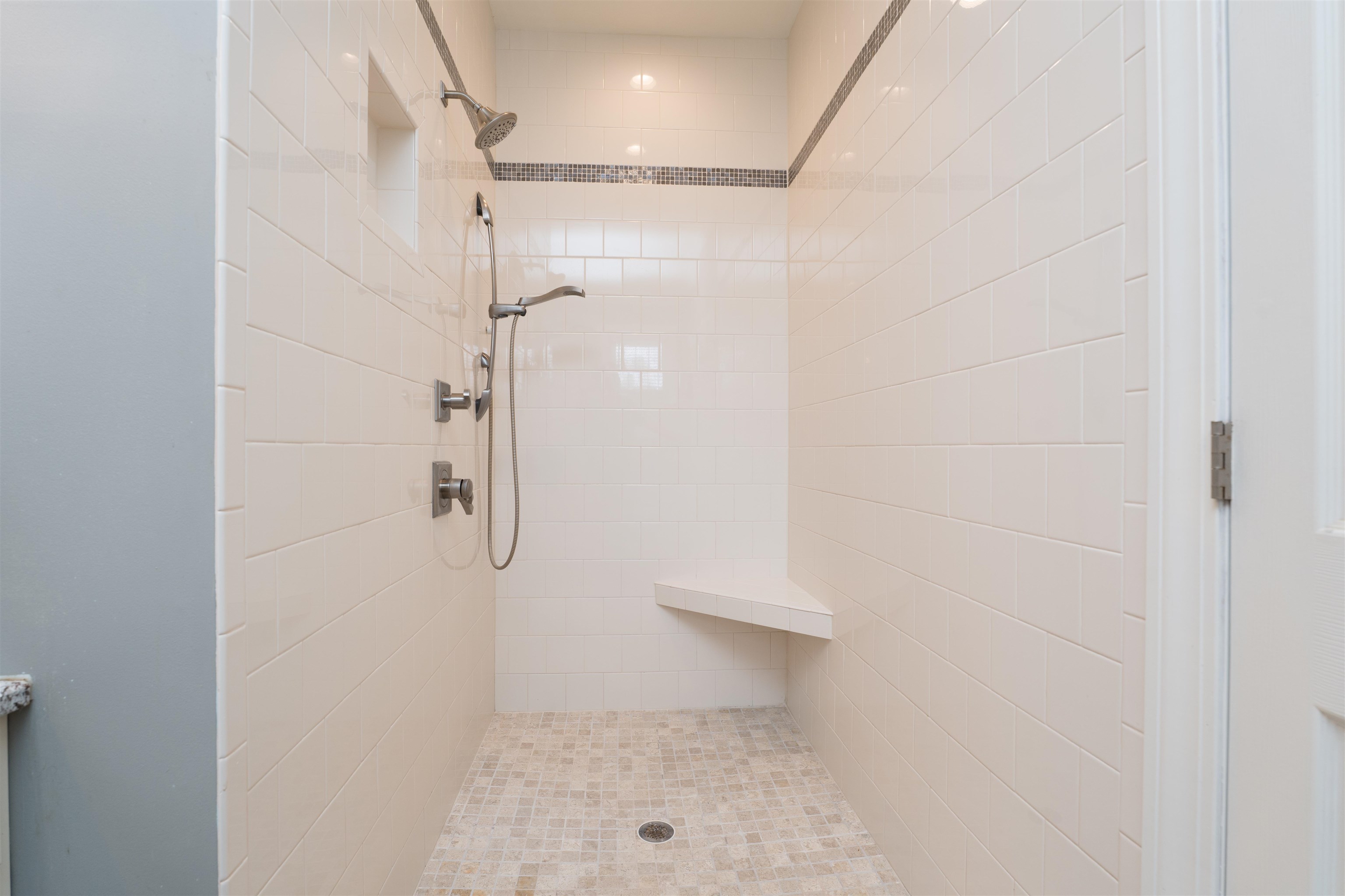 2033 Littlewood Drive, Owensboro, Kentucky 42301-4622, 4 Bedrooms Bedrooms, ,4 BathroomsBathrooms,Single Family Residence,For Sale,Littlewood Drive,94566