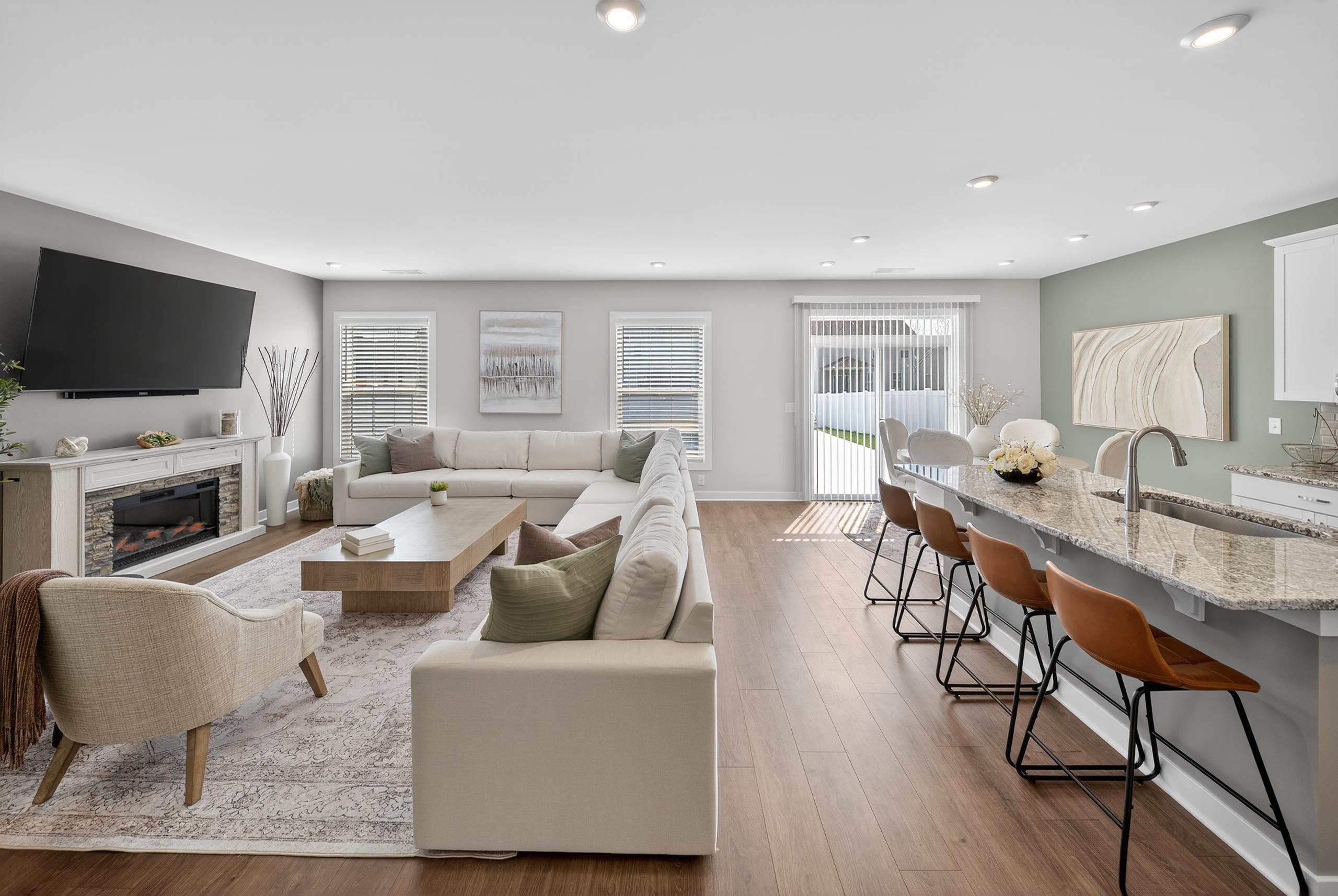 6449 Jessica Ln, Owensboro, Kentucky 42303, 4 Bedrooms Bedrooms, ,2 BathroomsBathrooms,Single Family Residence,For Sale,Jessica Ln,94574